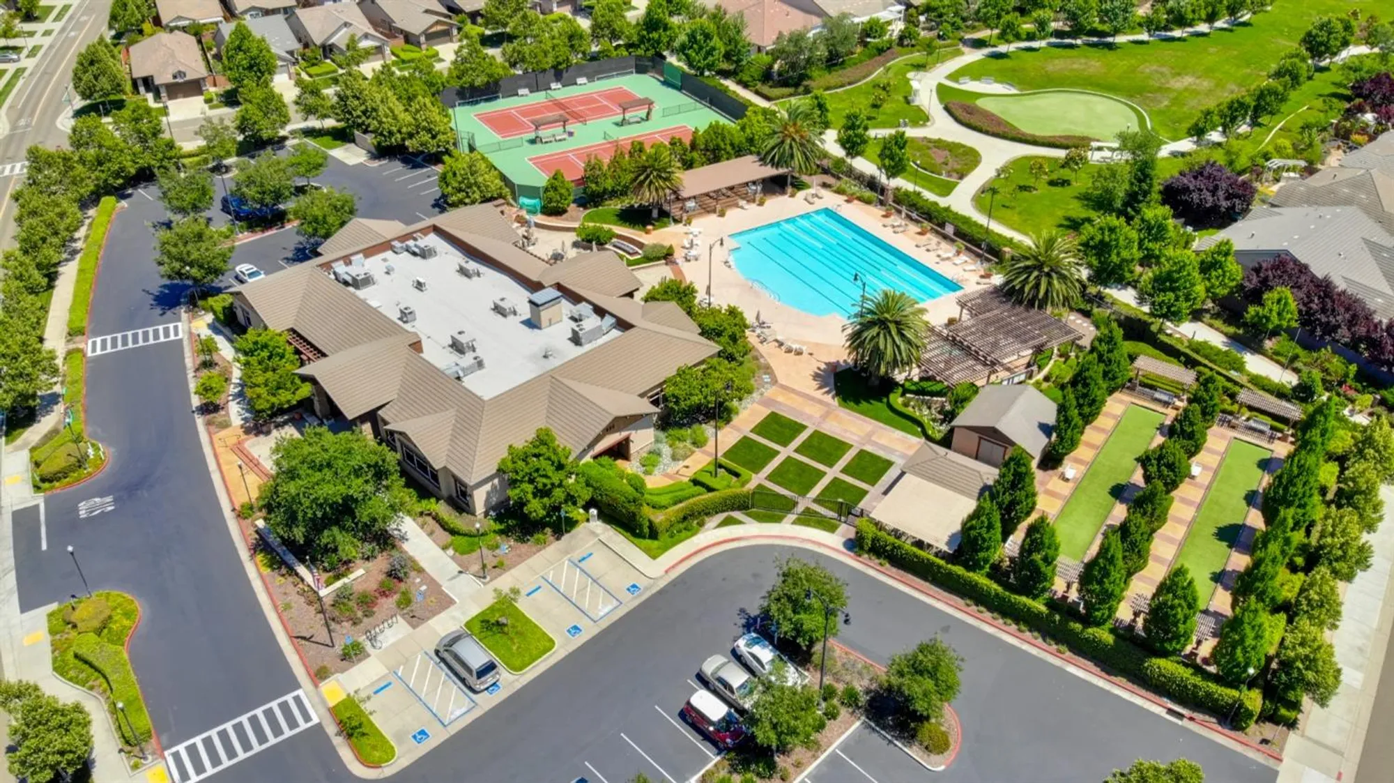 Property Slideshow image 55 of 69 | 9644 oakham way, Elk Grove, CA, 95757