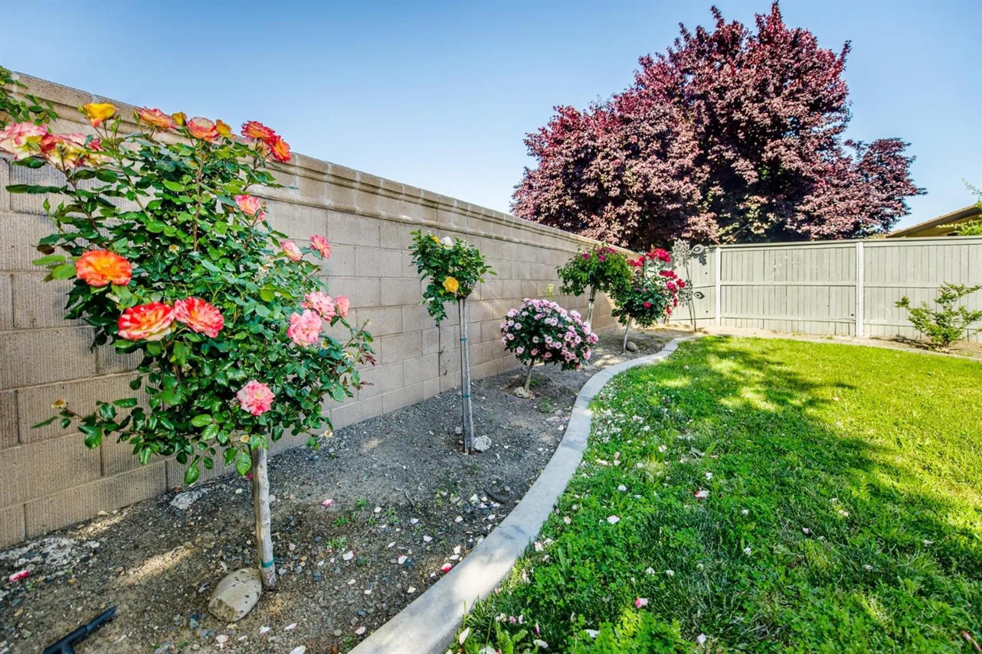 Property Slideshow image 27 of 27 | 12 wharfdale pl, Sacramento, CA, 95835