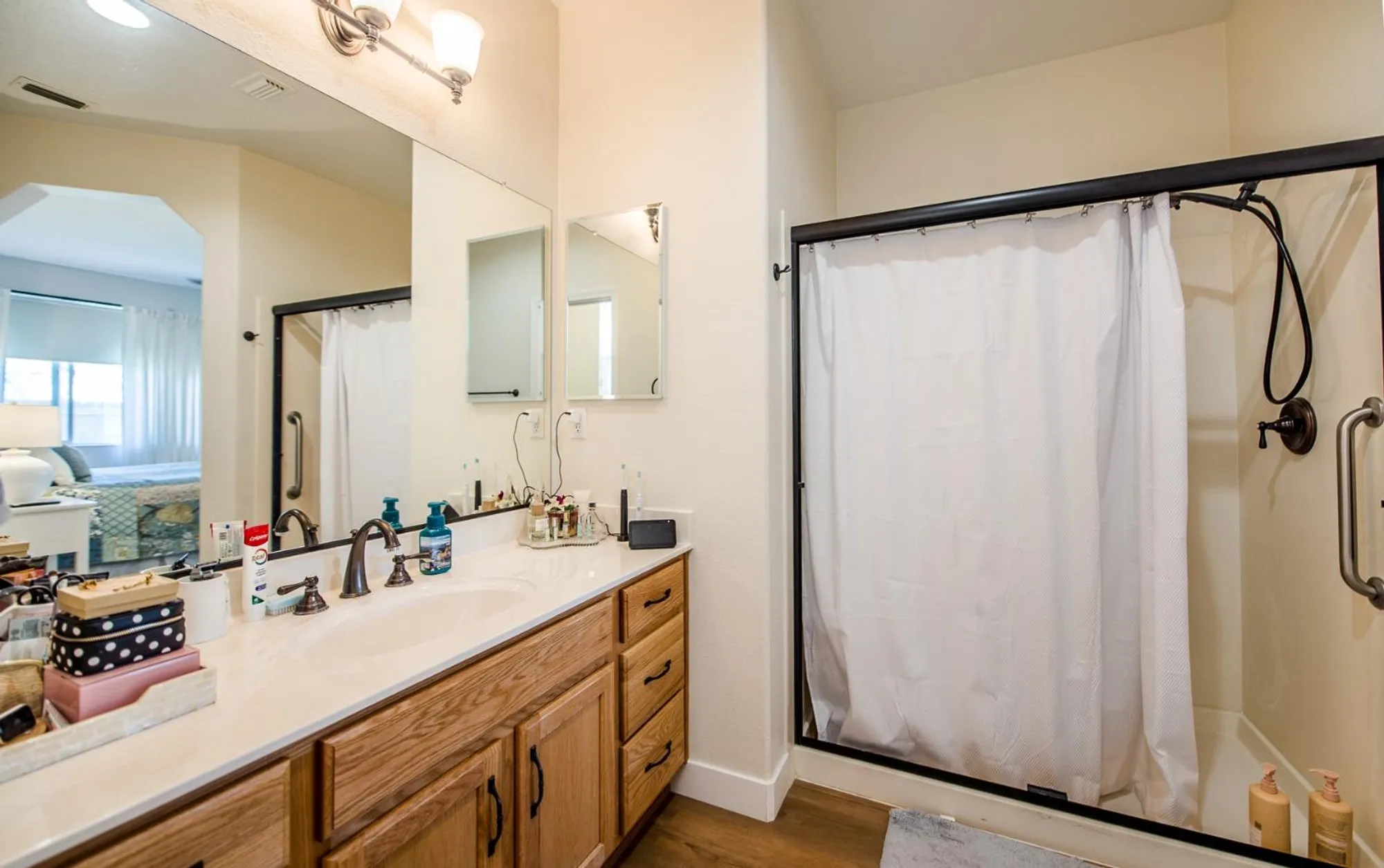 Property Slideshow image 20 of 27 | 12 wharfdale pl, Sacramento, CA, 95835