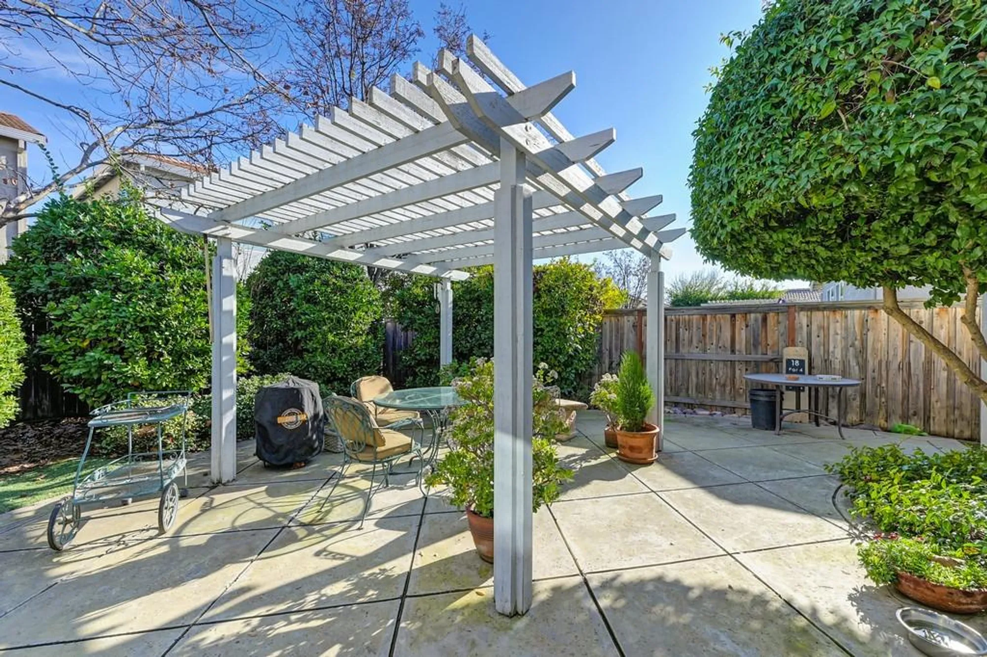 Property Slideshow image 39 of 44 | 4442 libyan sea ln, Sacramento, CA, 95834