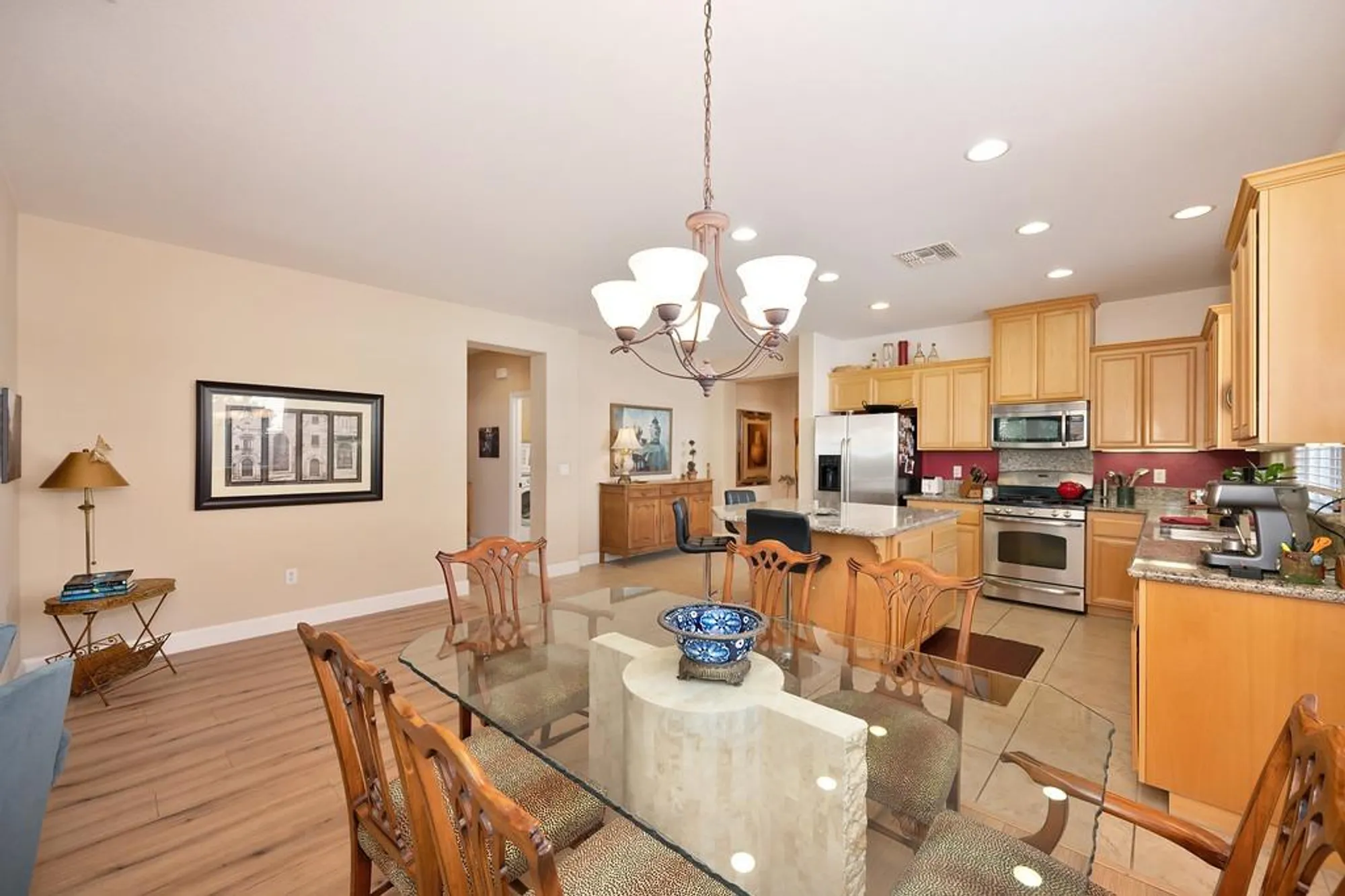 Property Slideshow image 17 of 44 | 4442 libyan sea ln, Sacramento, CA, 95834