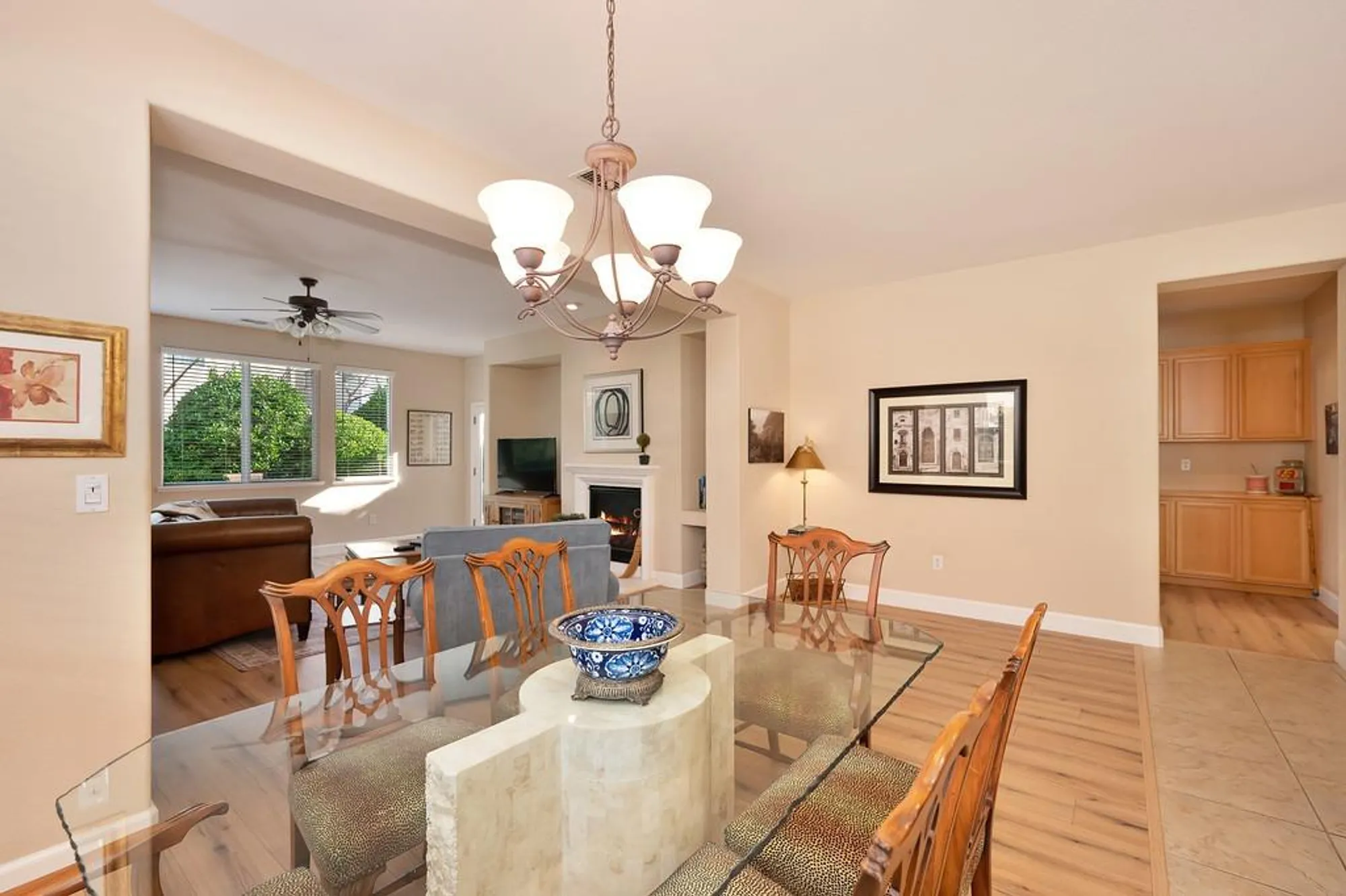 Property Slideshow image 19 of 44 | 4442 libyan sea ln, Sacramento, CA, 95834