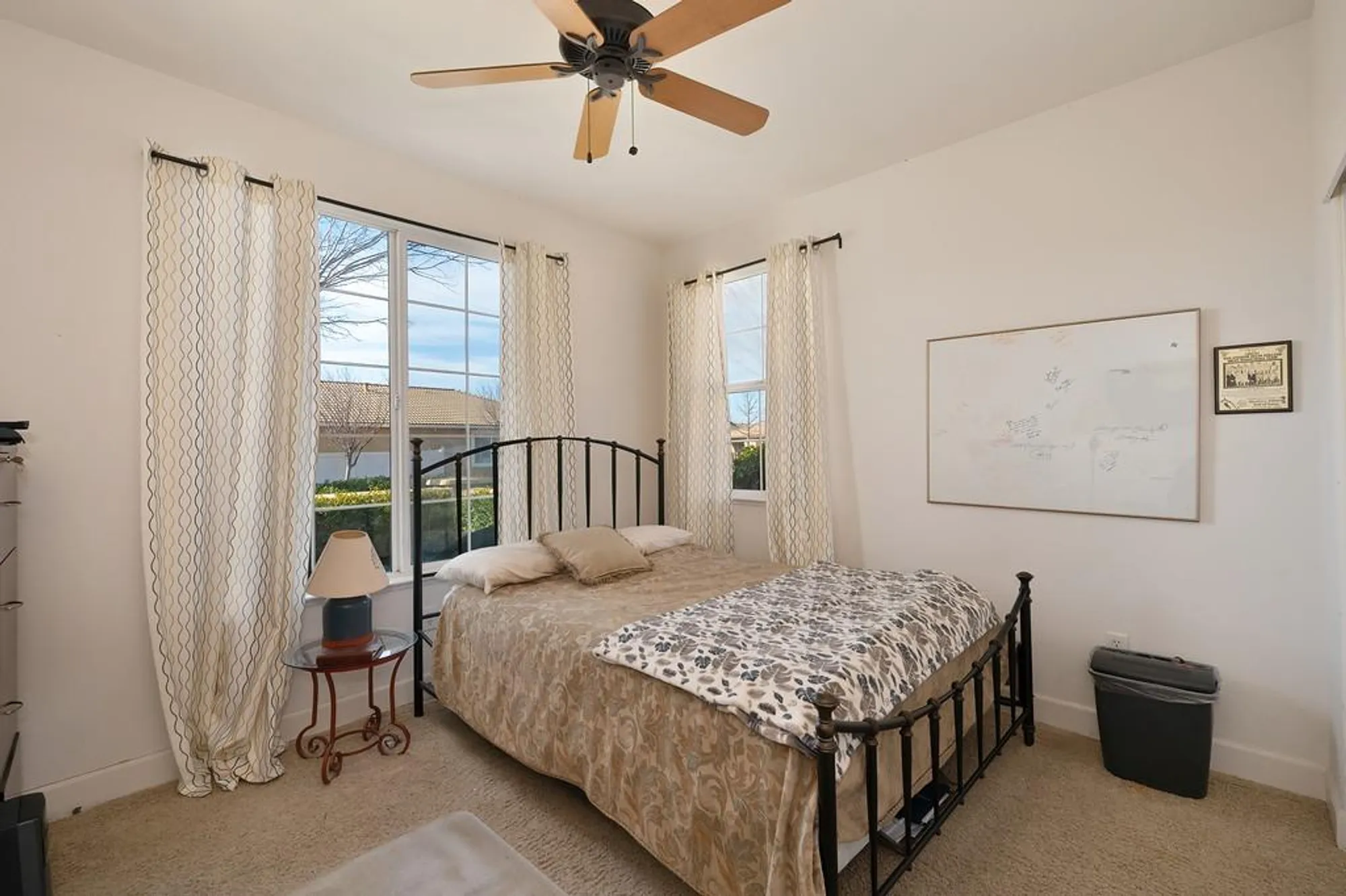Property Slideshow image 34 of 44 | 4442 libyan sea ln, Sacramento, CA, 95834