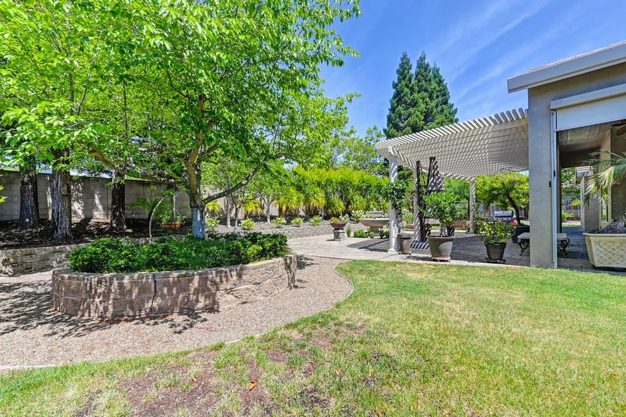Property Slideshow image 17 of 48 | 4150 tahoe vista dr, Rocklin, CA, 95765