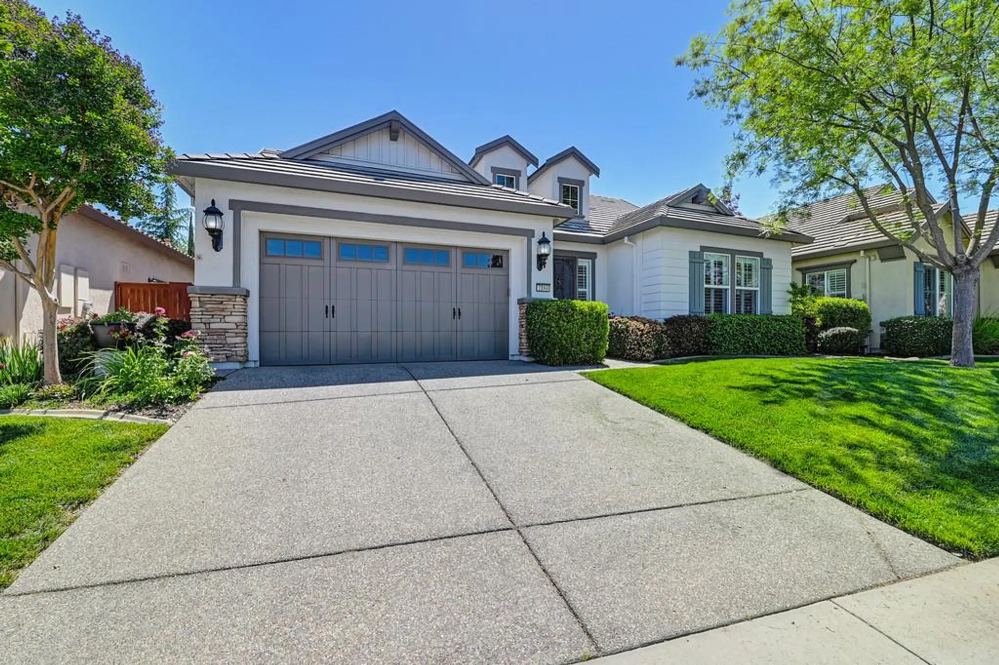 Property Slideshow image 10 of 30 | 2184 benton loop, Roseville, CA, 95747