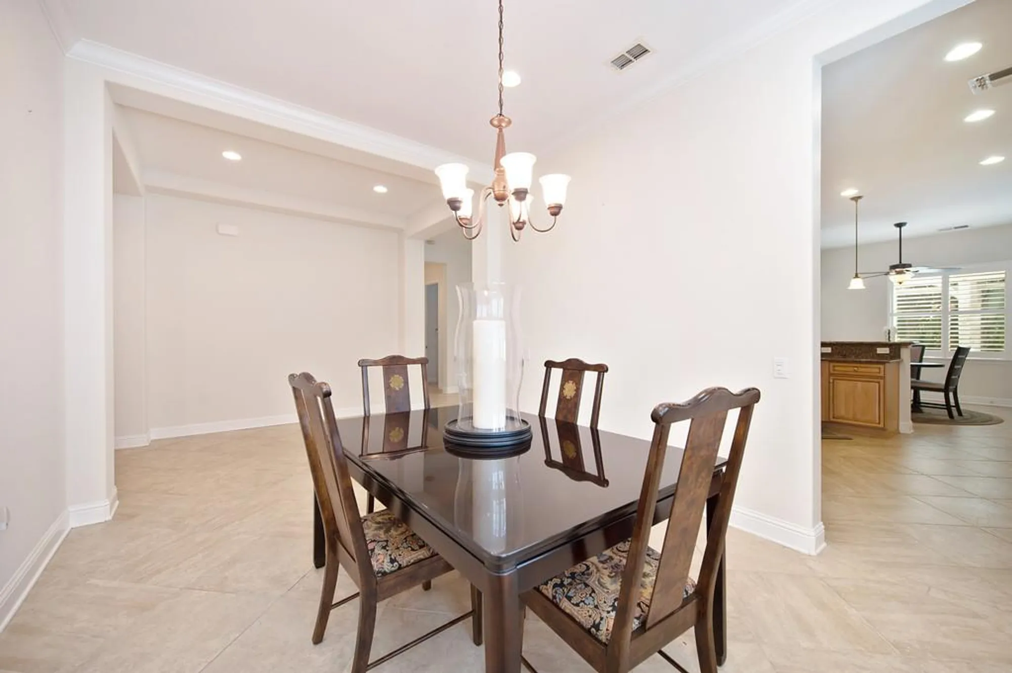 Property Slideshow image 11 of 30 | 2184 benton loop, Roseville, CA, 95747