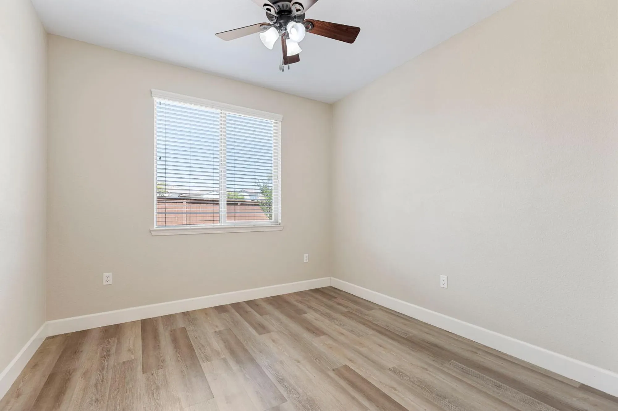 Property Slideshow image 20 of 32 | 4009 san andres way, El Dorado Hills, CA, 95762