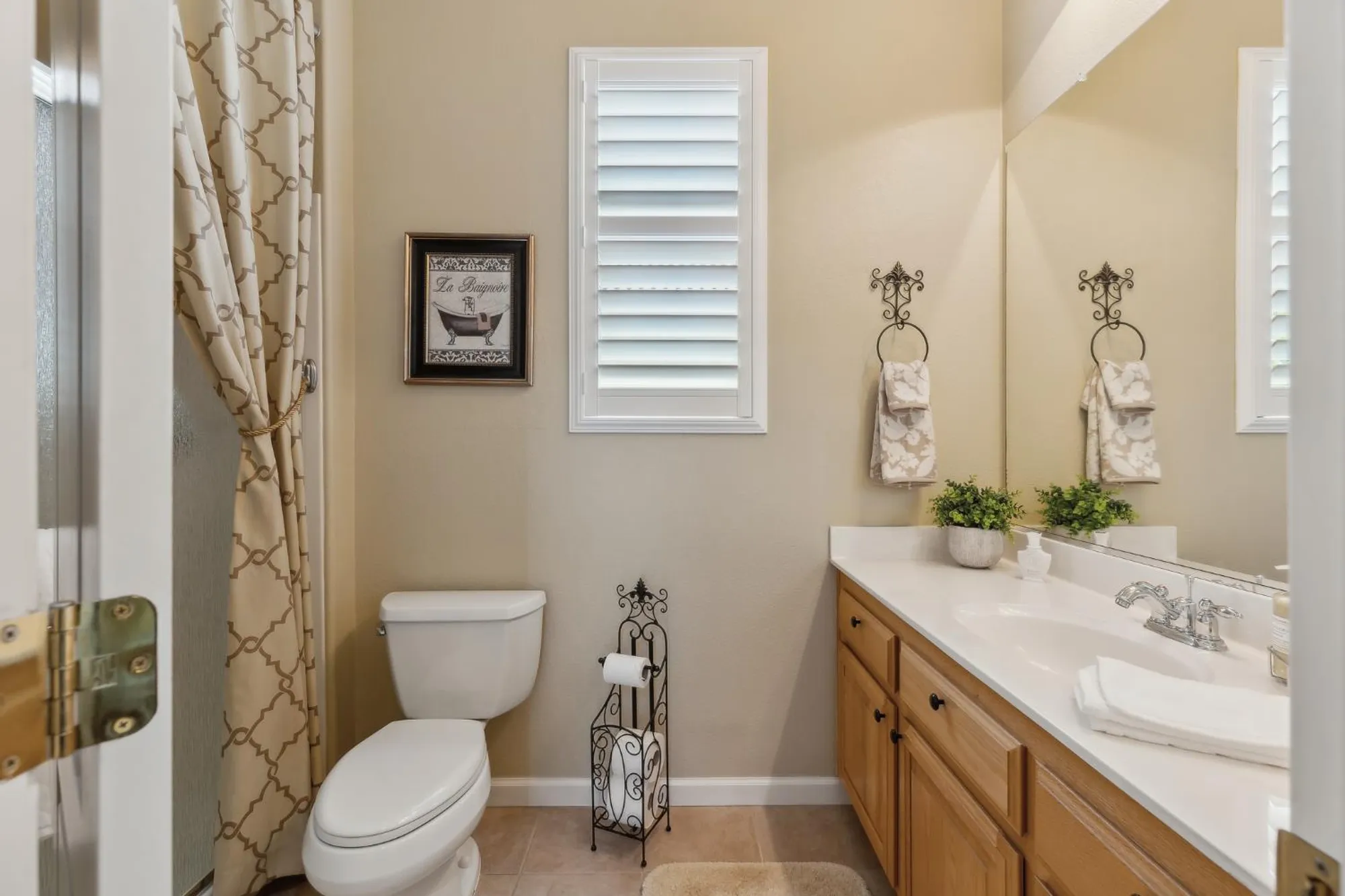 Property Slideshow image 18 of 60 | 4551 monte mar dr, El Dorado Hills, CA, 95762