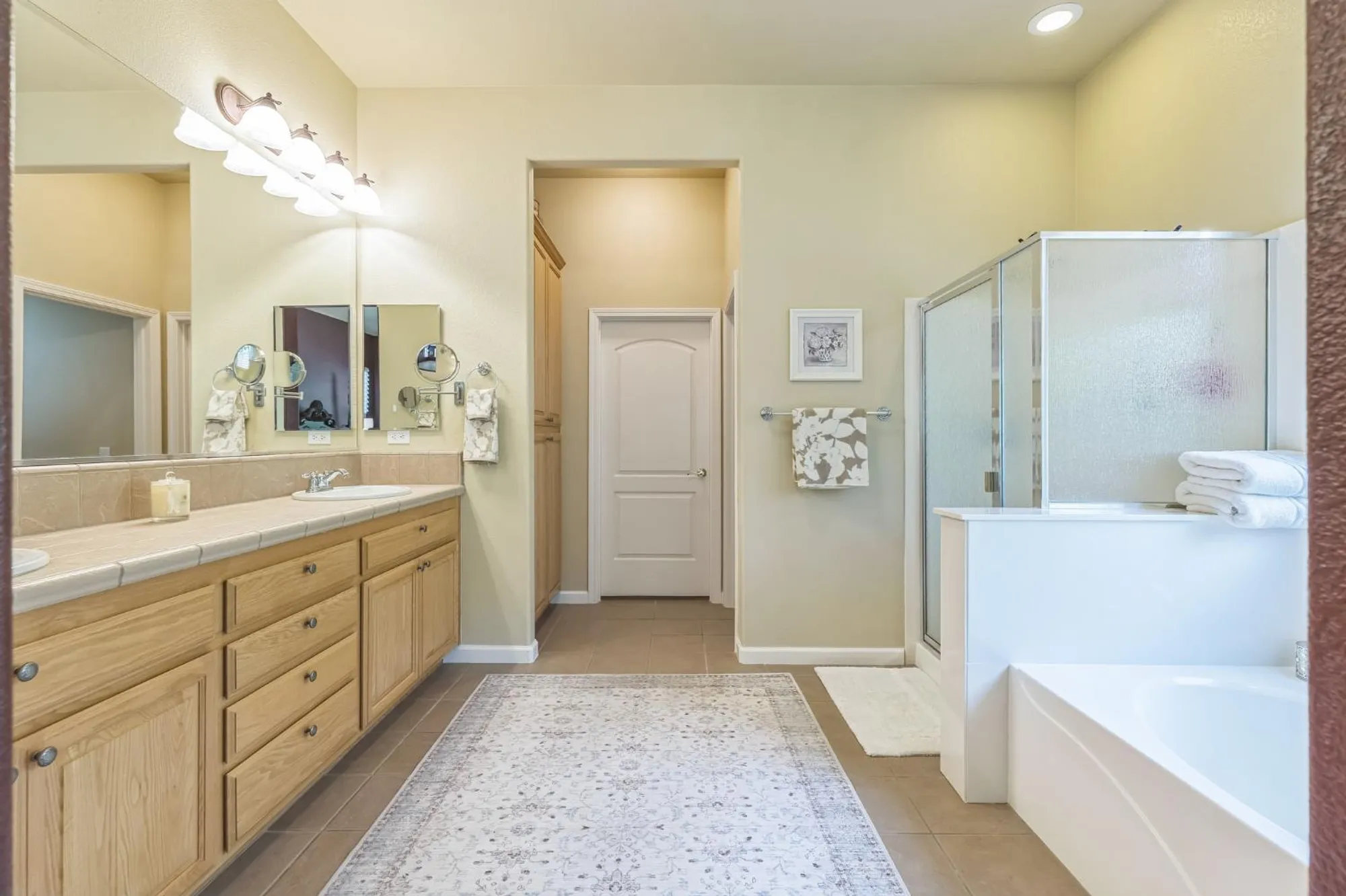 Property Slideshow image 16 of 60 | 4551 monte mar dr, El Dorado Hills, CA, 95762