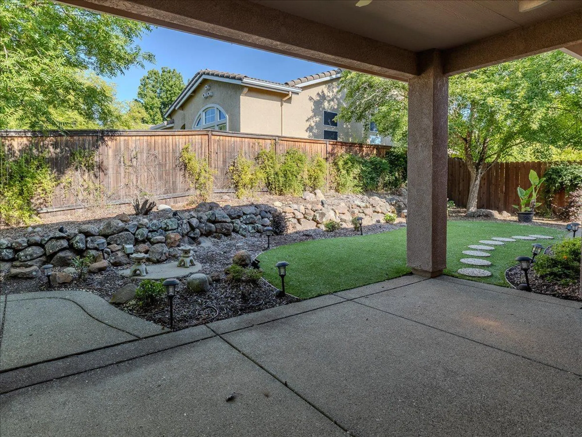 Property Slideshow image 8 of 41 | 4127 tahoe vista dr, Rocklin, CA, 95765