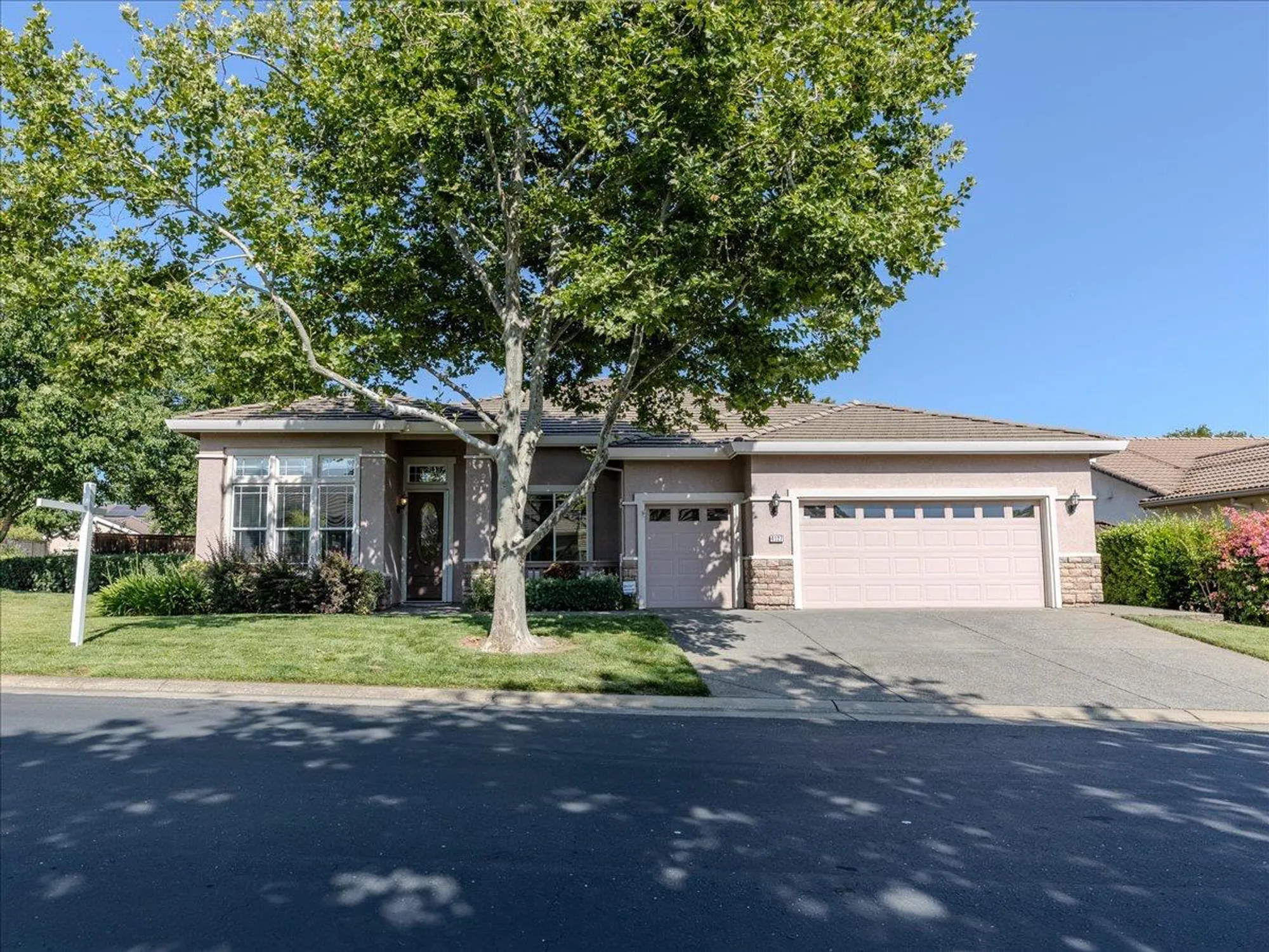 Property Slideshow image 1 of 41 | 4127 tahoe vista dr, Rocklin, CA, 95765