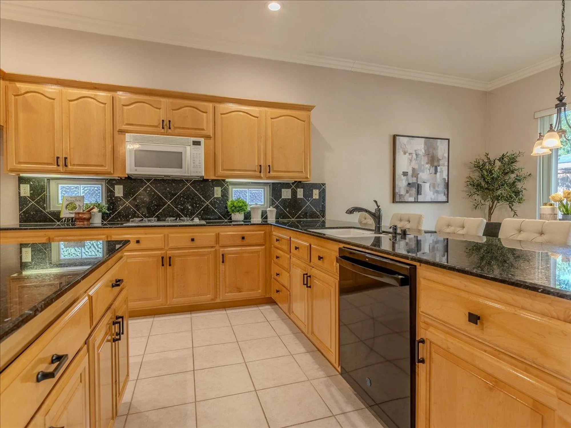 Property Slideshow image 38 of 41 | 4127 tahoe vista dr, Rocklin, CA, 95765