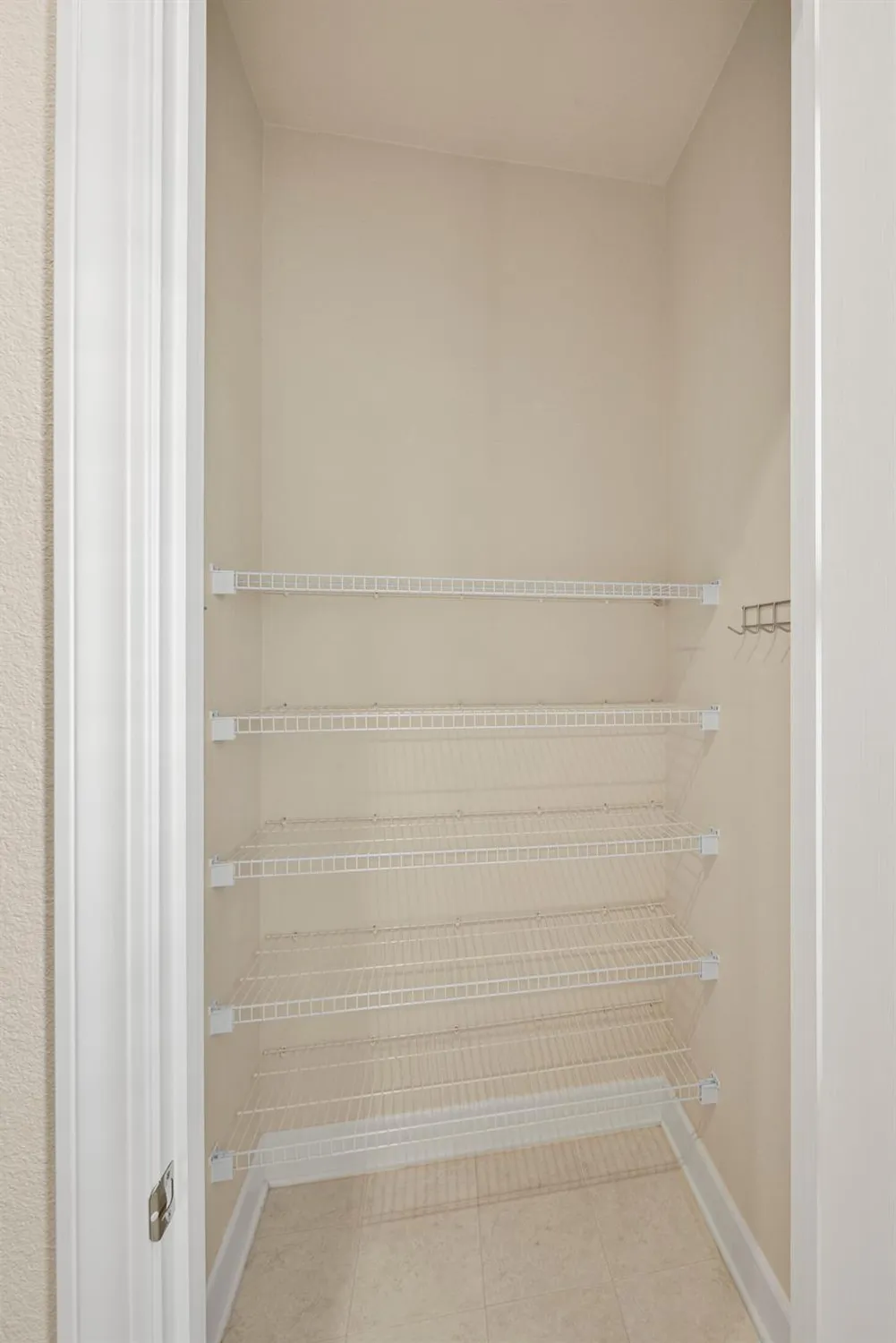 Property Slideshow image 47 of 74 | 2076 stonecrest ln, Lincoln, CA, 95648