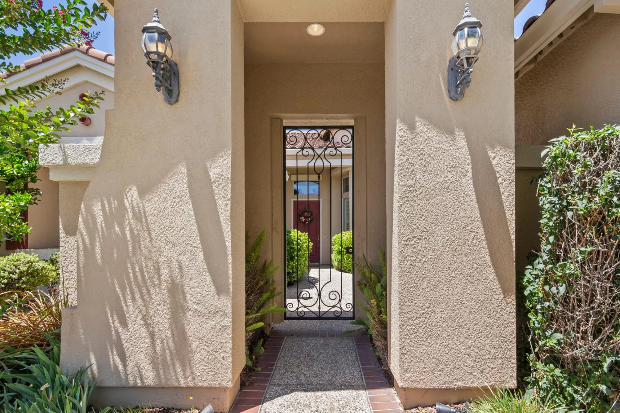 Property Slideshow image 16 of 74 | 2076 stonecrest ln, Lincoln, CA, 95648
