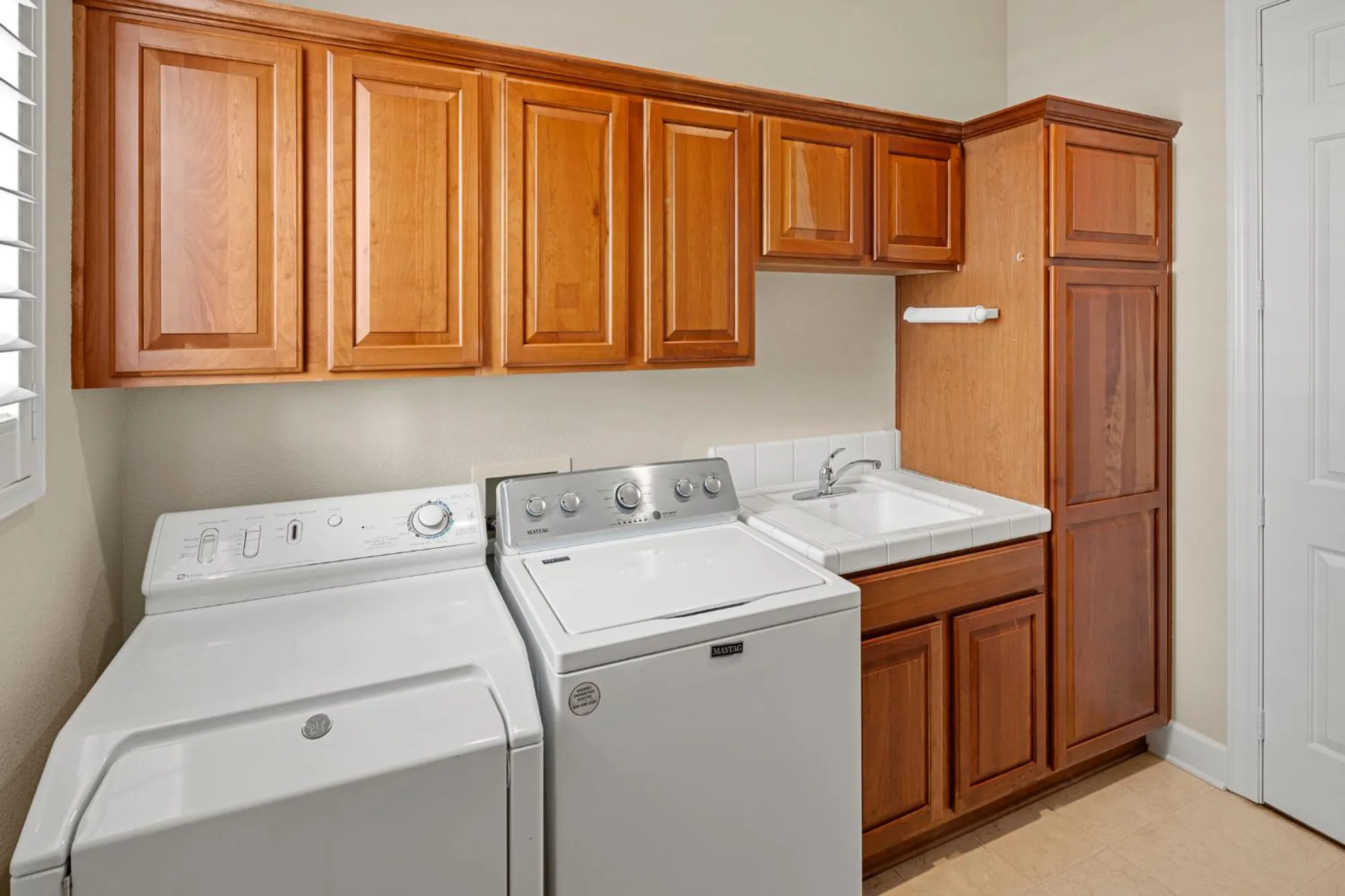 Property Slideshow image 48 of 74 | 2076 stonecrest ln, Lincoln, CA, 95648