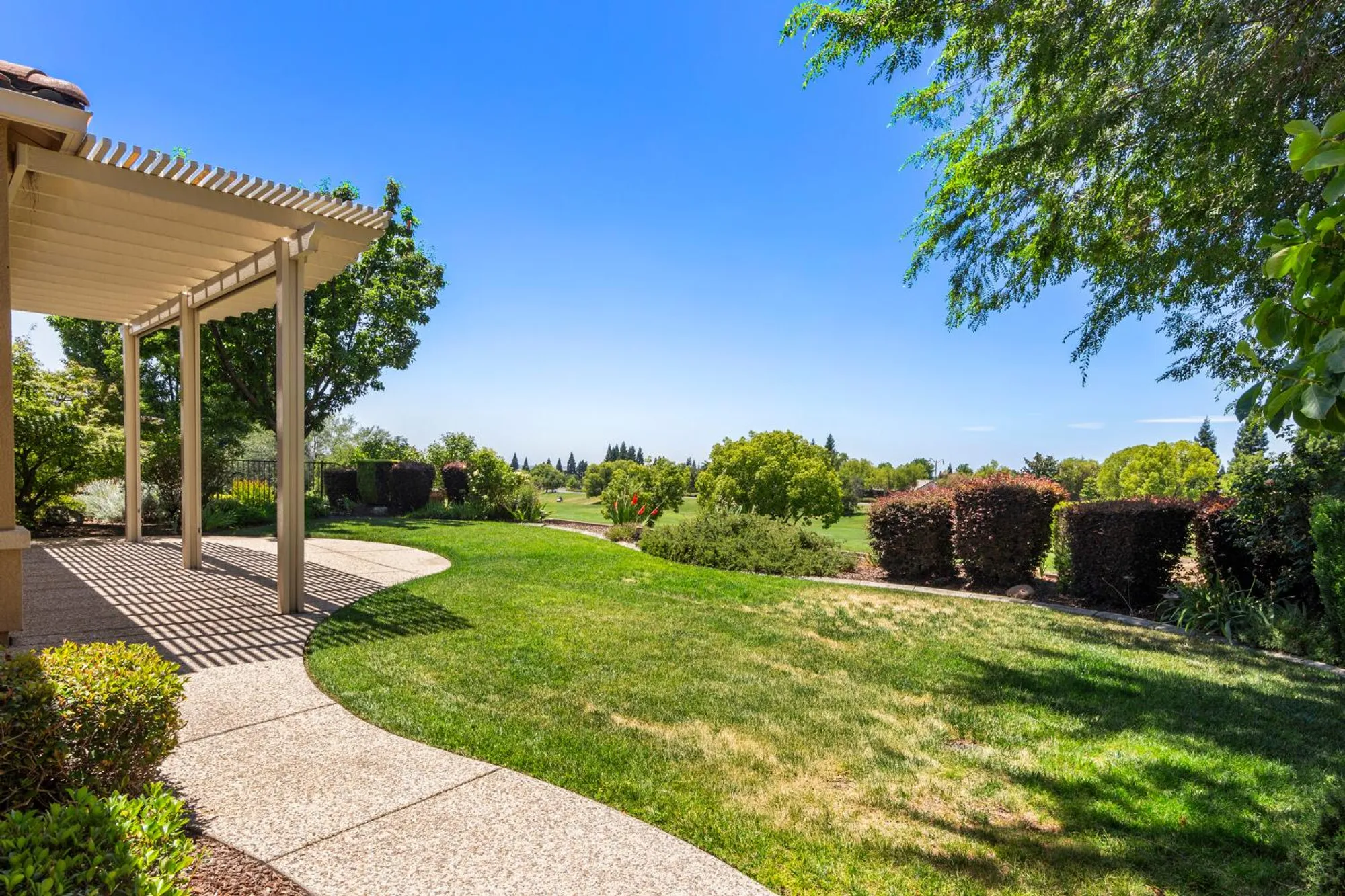 Property Slideshow image 53 of 74 | 2076 stonecrest ln, Lincoln, CA, 95648