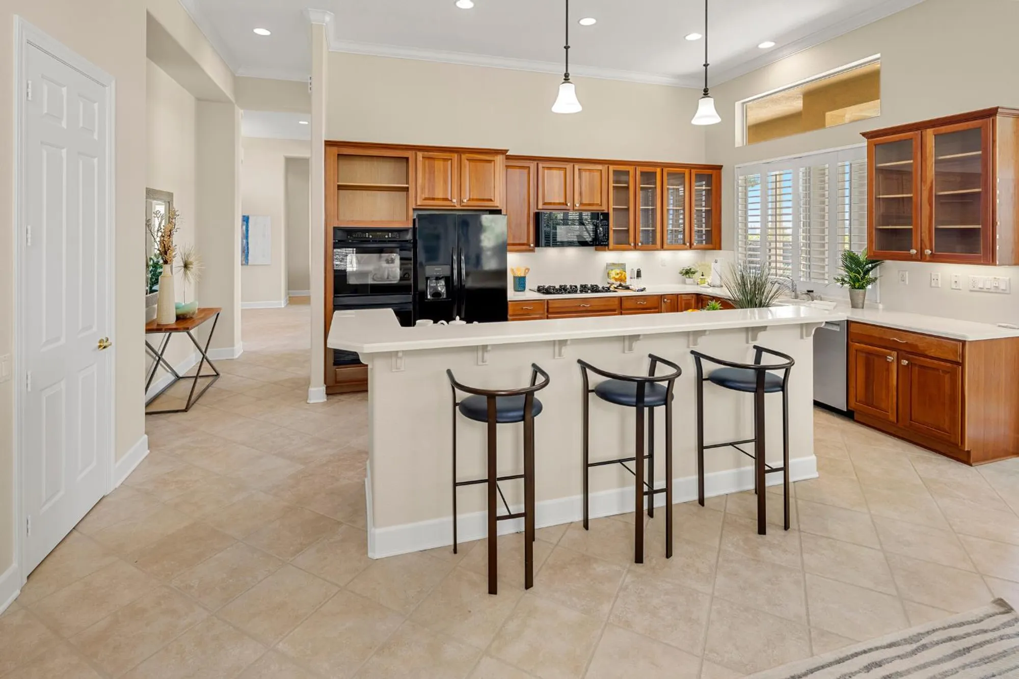 Property Slideshow image 4 of 74 | 2076 stonecrest ln, Lincoln, CA, 95648