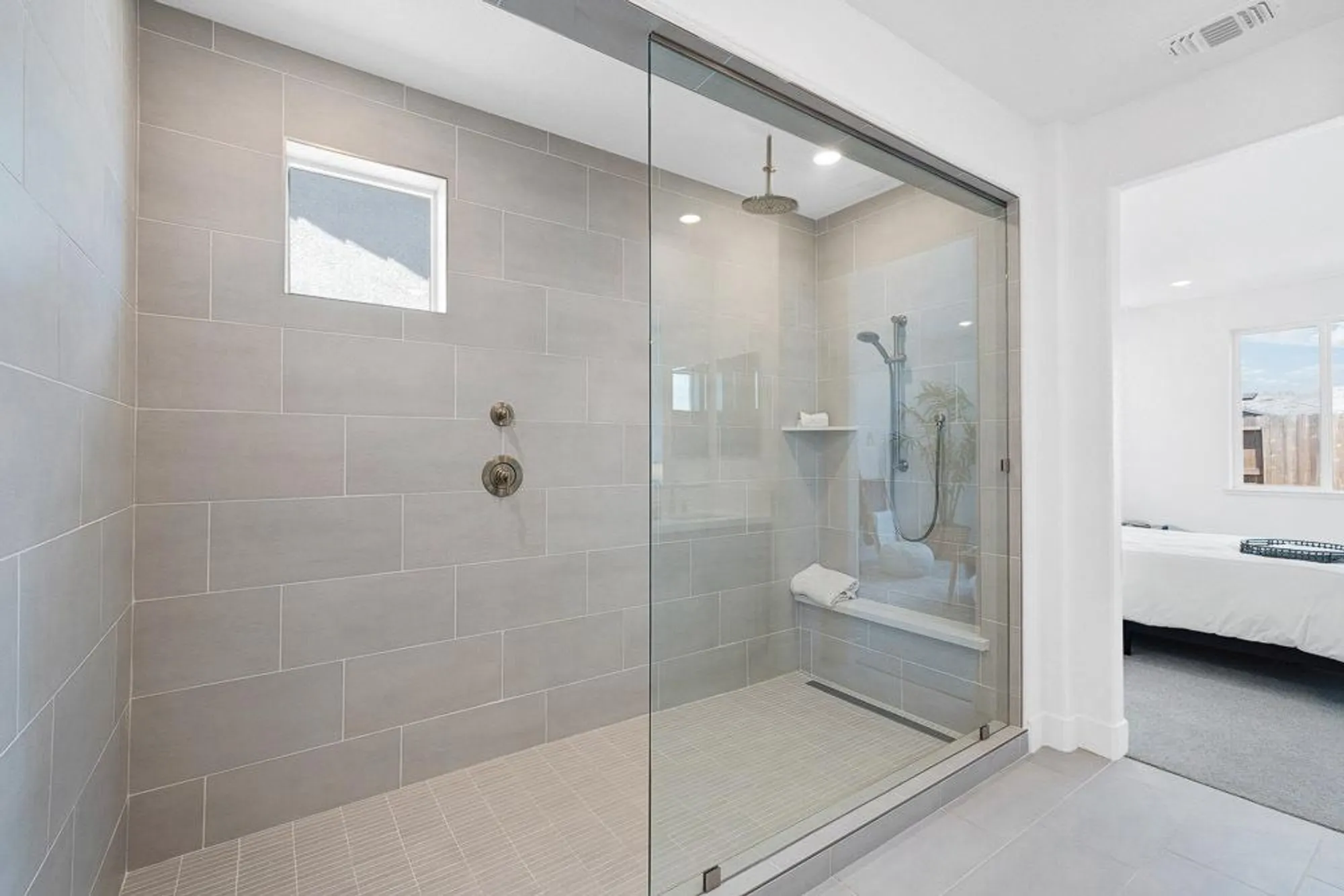 Property Slideshow image 16 of 57 | 10241 sutara way, Elk Grove, CA, 95757