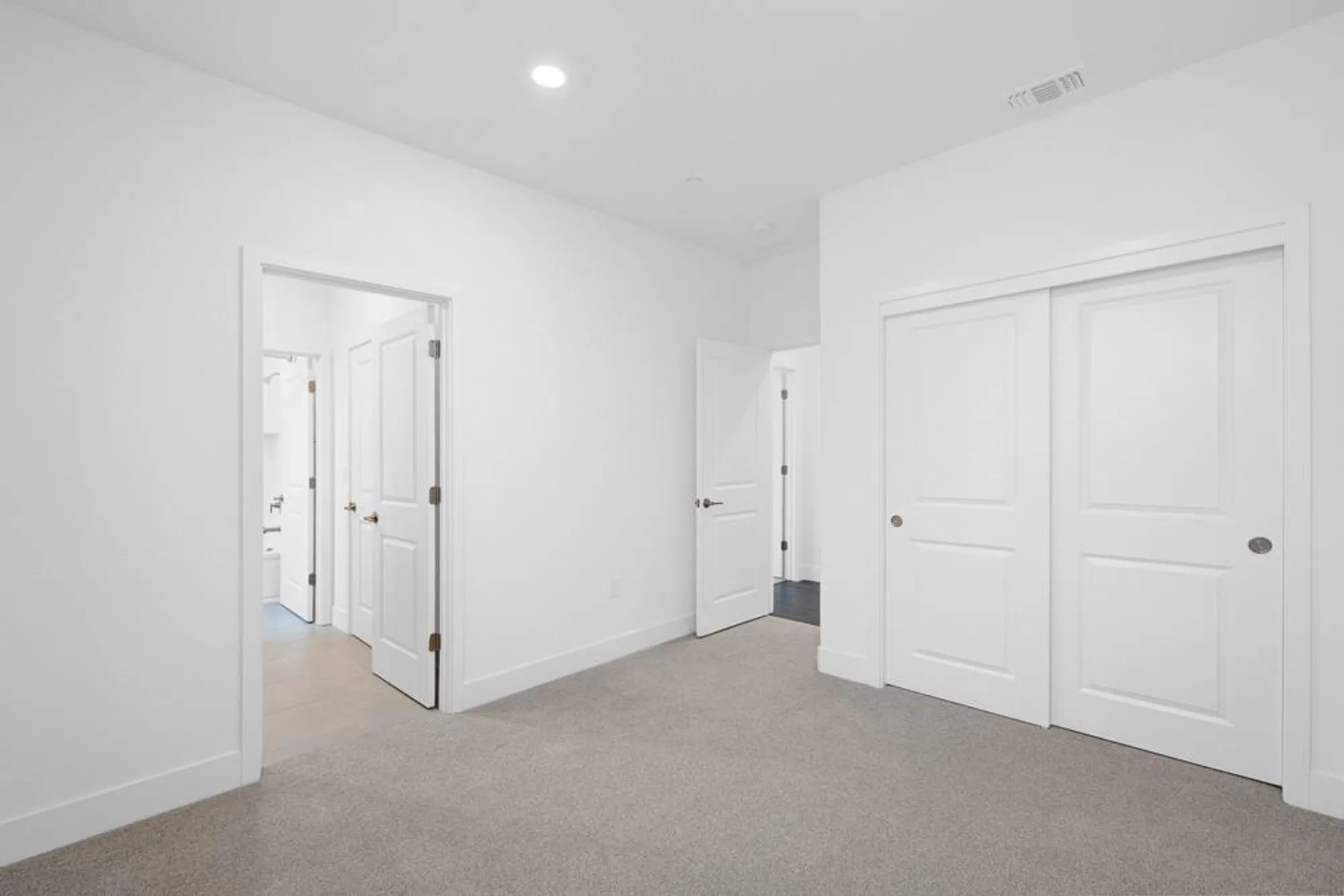 Property Slideshow image 26 of 57 | 10241 sutara way, Elk Grove, CA, 95757