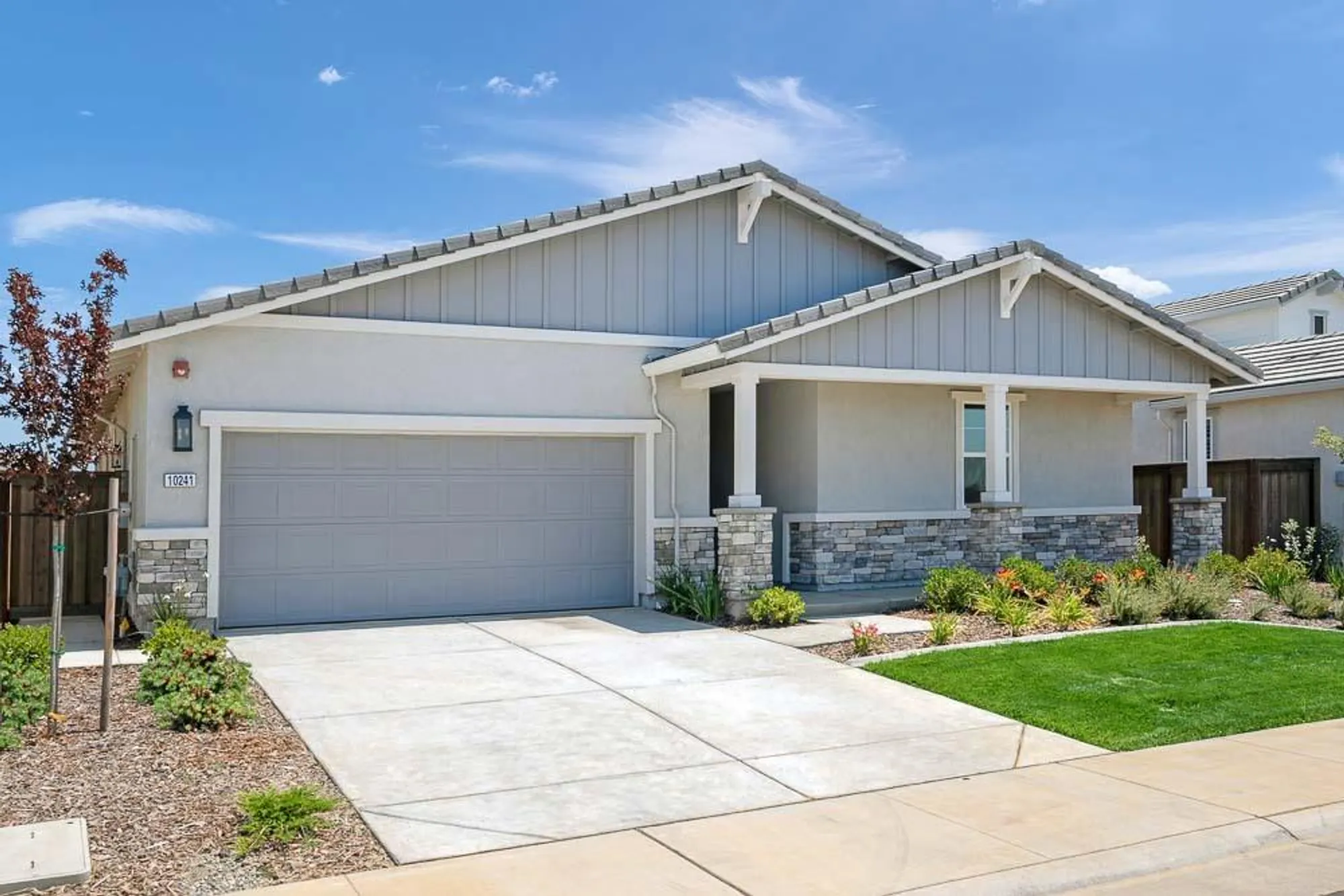 Property Slideshow image 33 of 57 | 10241 sutara way, Elk Grove, CA, 95757