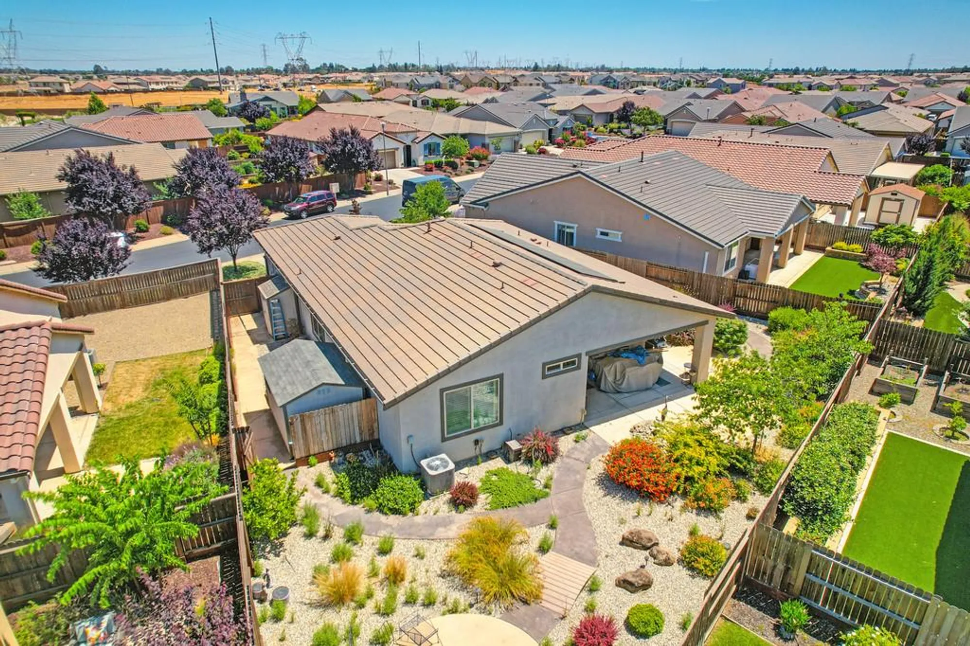 Property Slideshow image 25 of 48 | 7414 sun rose way, Sacramento, CA, 95829