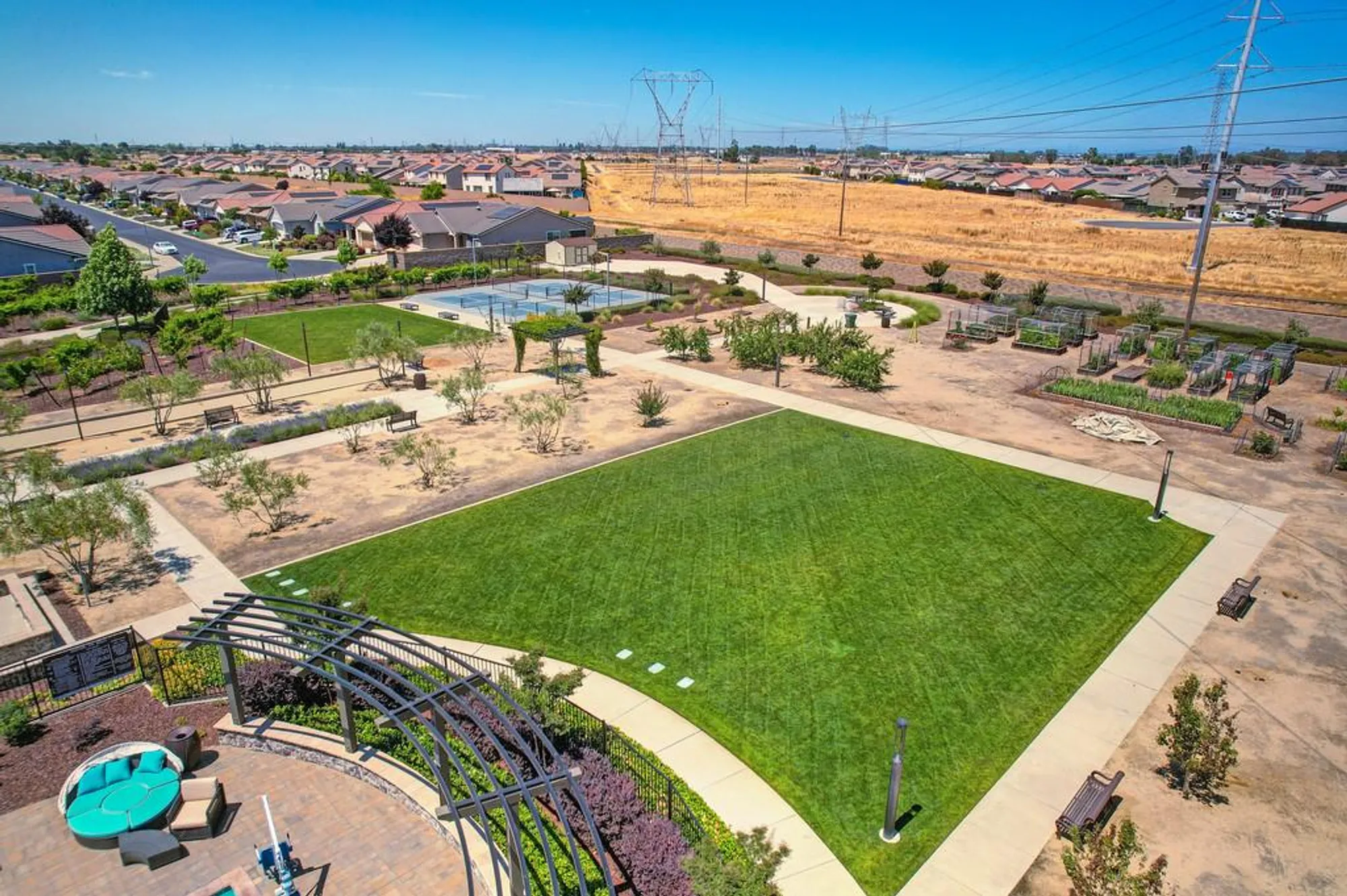 Property Slideshow image 45 of 48 | 7414 sun rose way, Sacramento, CA, 95829