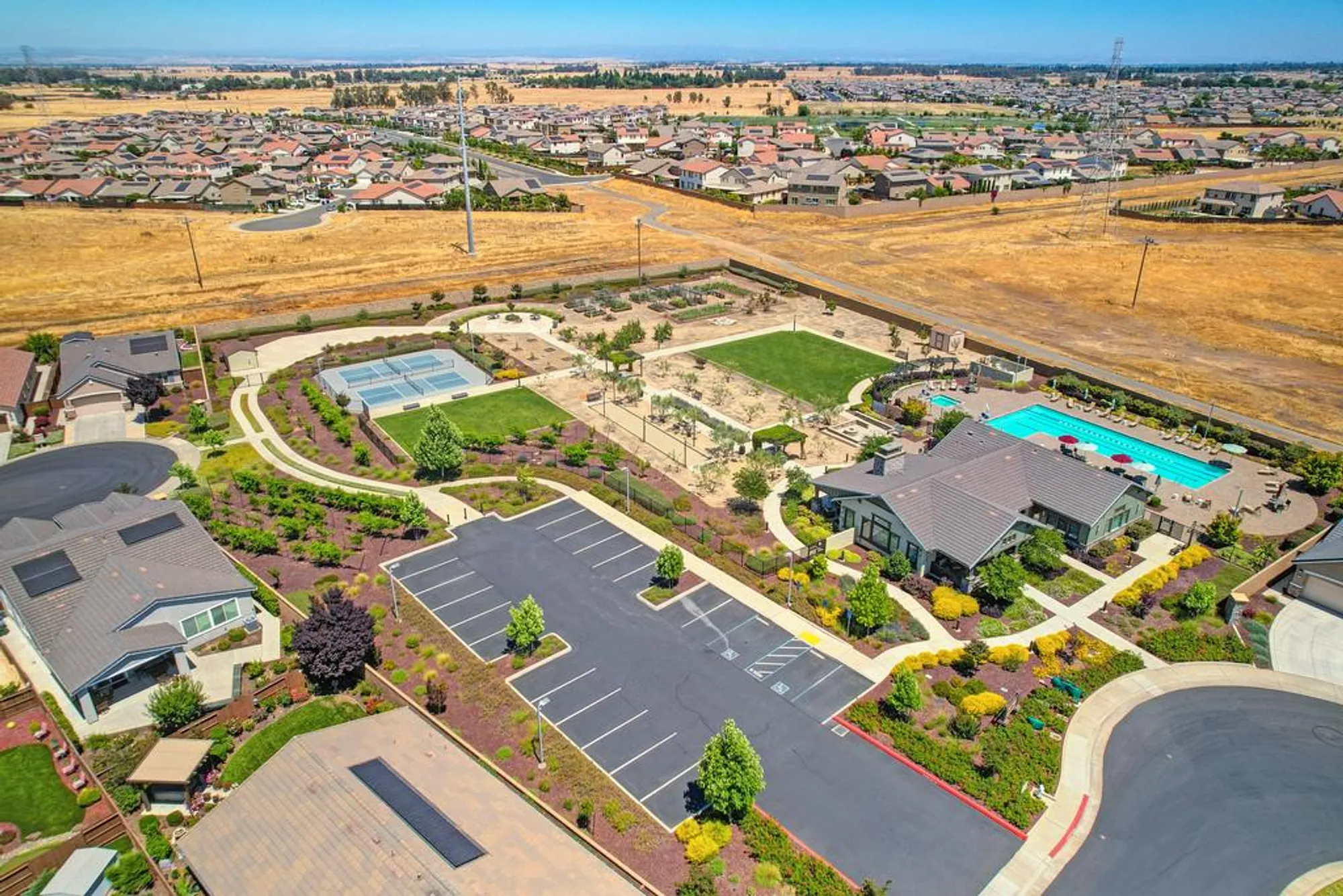 Property Slideshow image 40 of 48 | 7414 sun rose way, Sacramento, CA, 95829