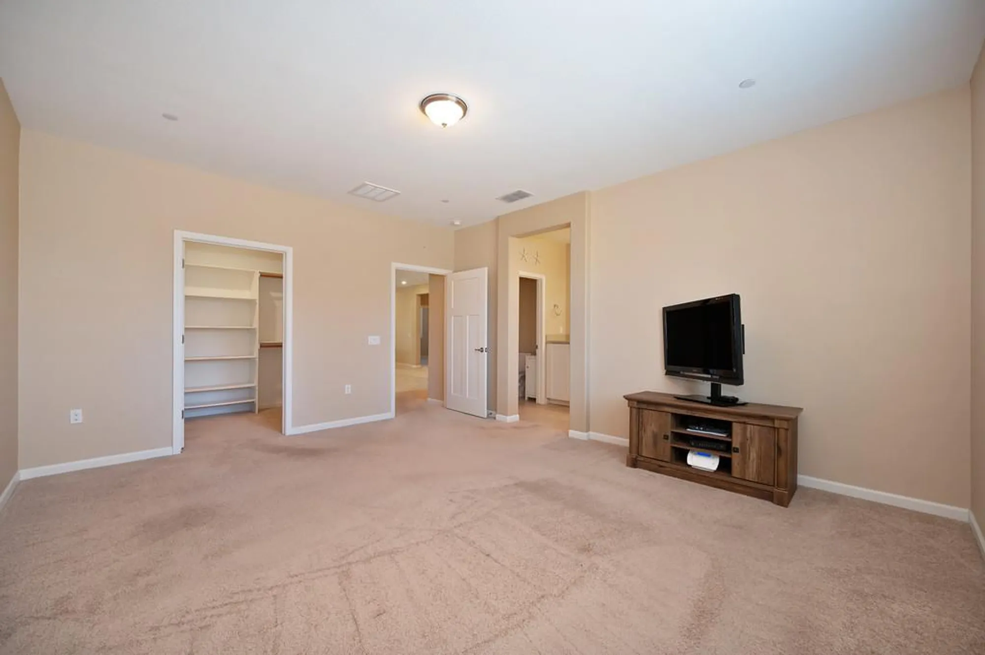 Property Slideshow image 22 of 48 | 7414 sun rose way, Sacramento, CA, 95829