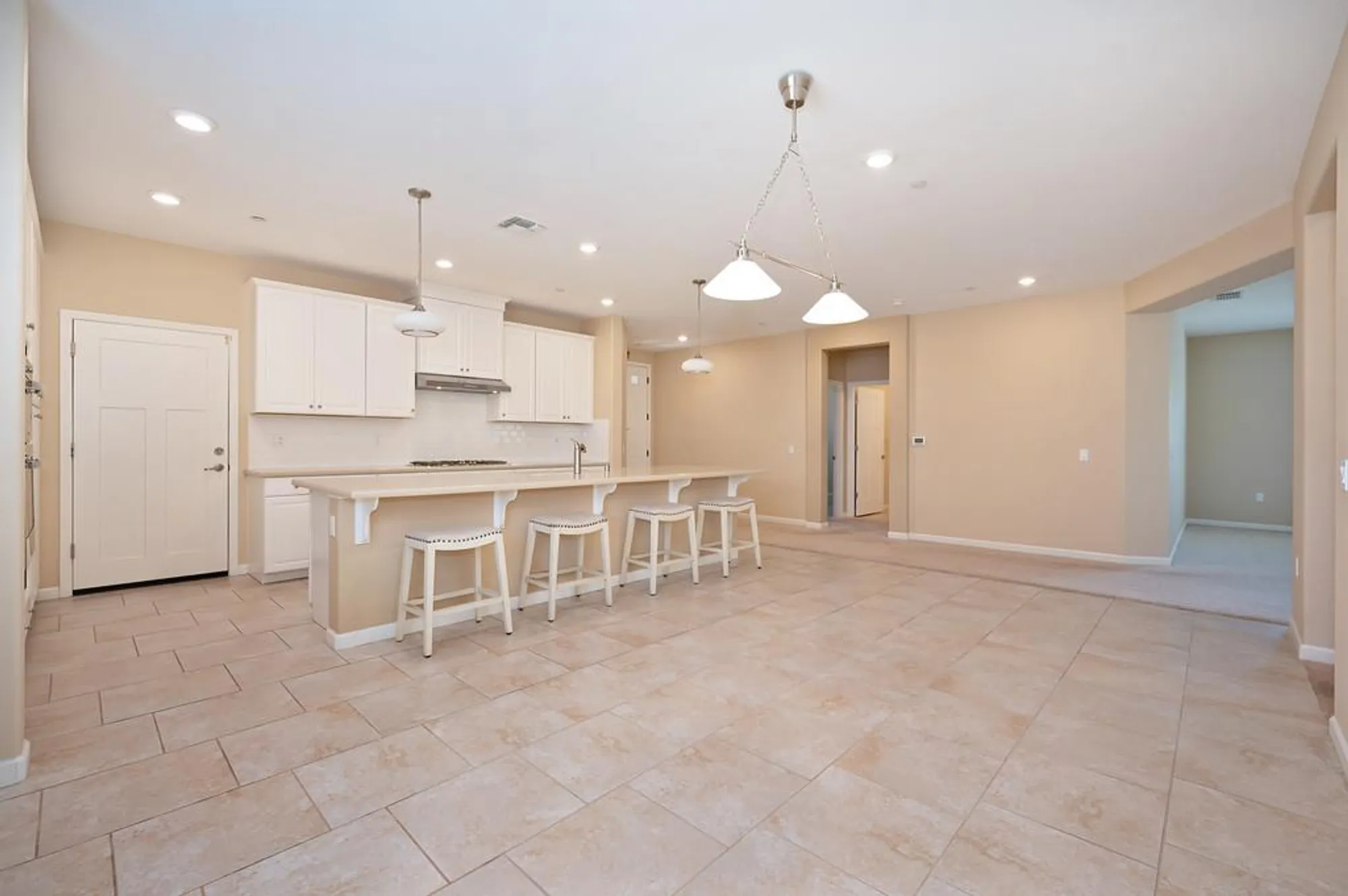 Property Slideshow image 10 of 48 | 7414 sun rose way, Sacramento, CA, 95829