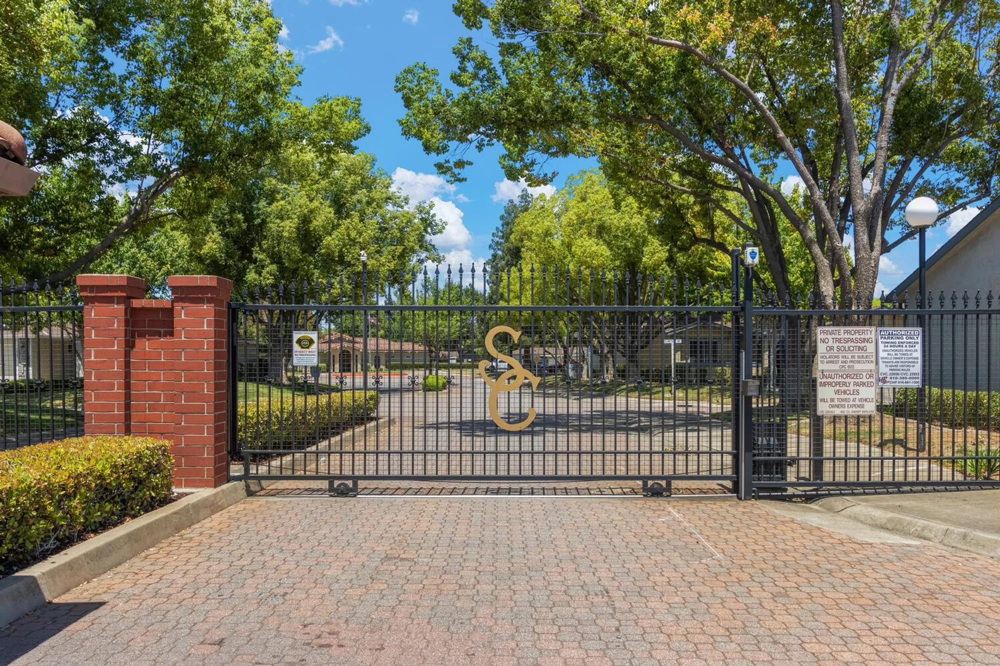 Property Slideshow image 26 of 41 | 7313 sunshire ln, Sacramento, CA, 95828