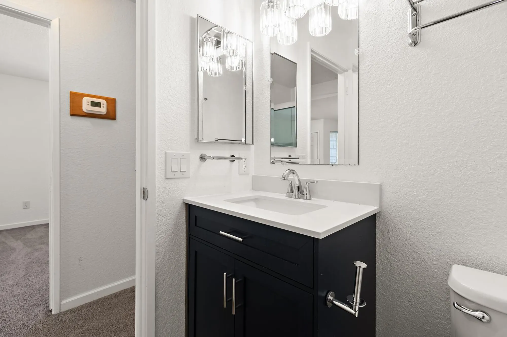 Property Slideshow image 22 of 41 | 7313 sunshire ln, Sacramento, CA, 95828