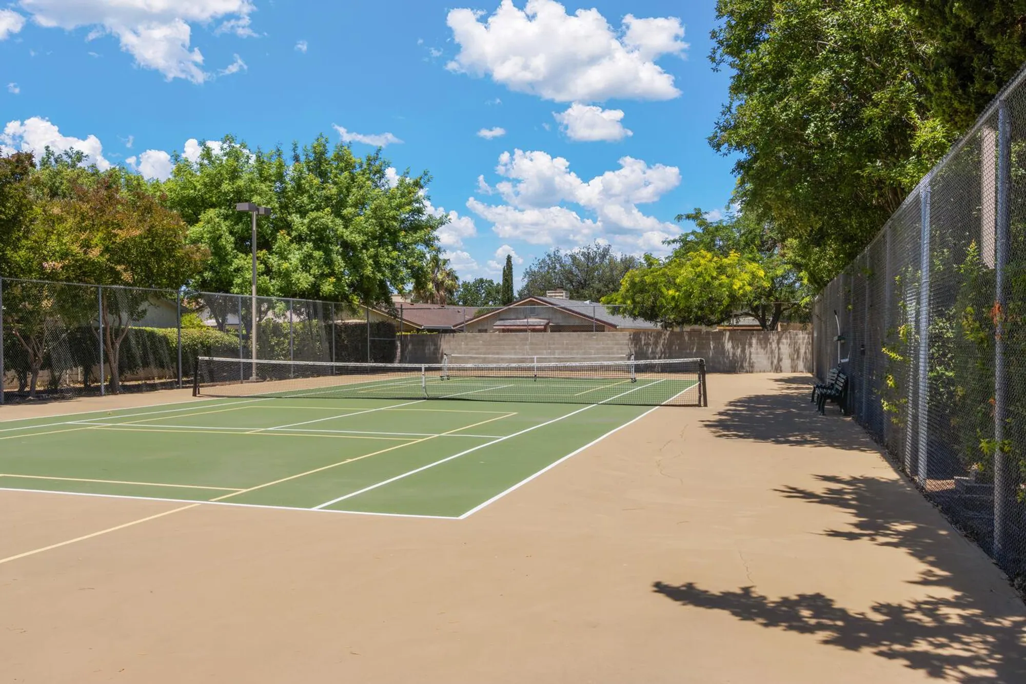 Property Slideshow image 31 of 41 | 7313 sunshire ln, Sacramento, CA, 95828