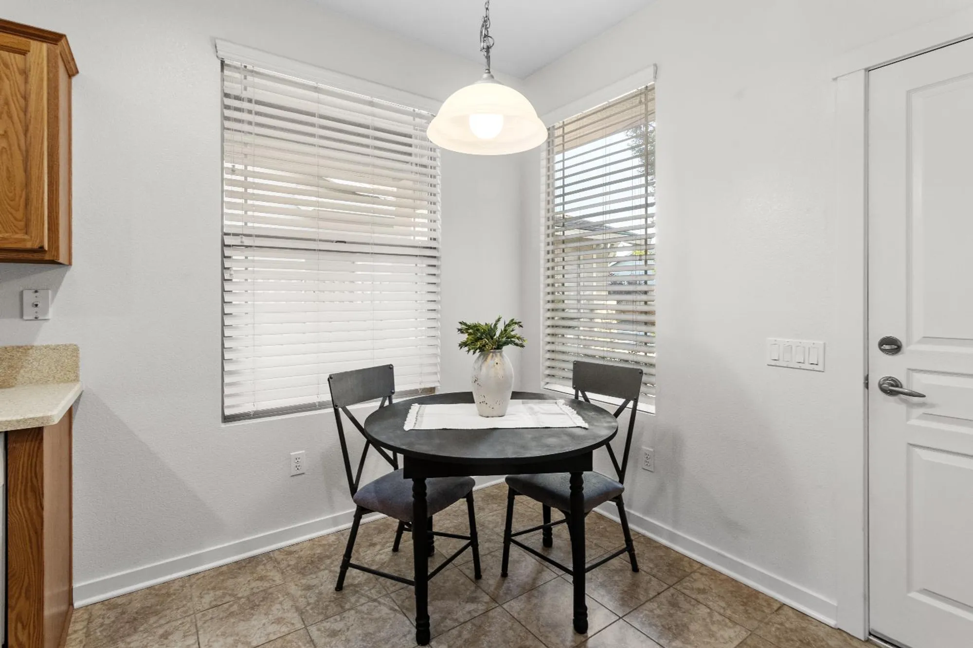 Property Slideshow image 25 of 32 | 485 snapdragon ln, Lincoln, CA, 95648