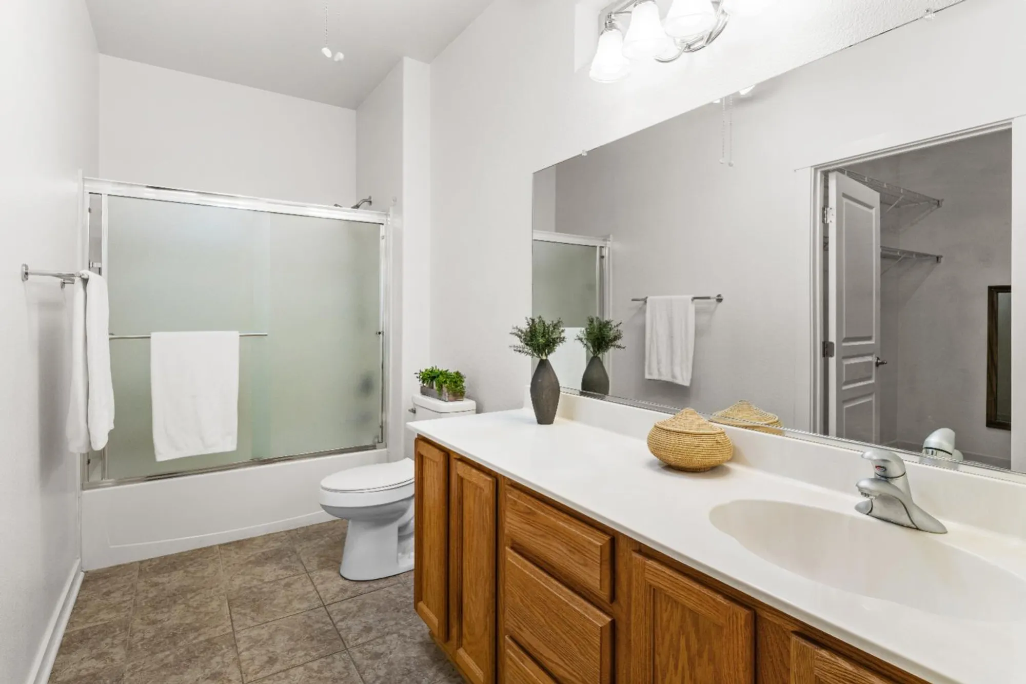 Property Slideshow image 23 of 32 | 485 snapdragon ln, Lincoln, CA, 95648