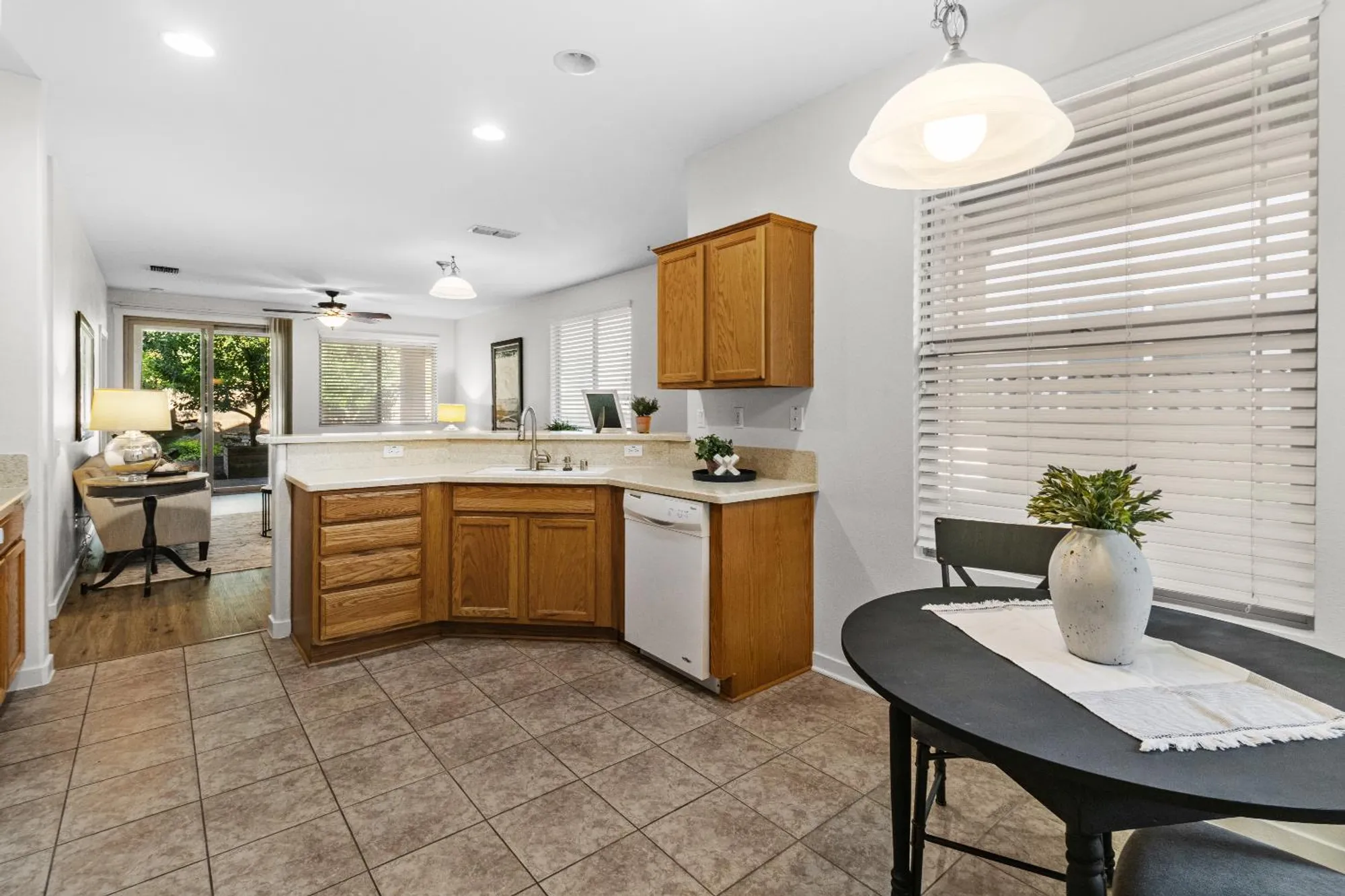 Property Slideshow image 4 of 32 | 485 snapdragon ln, Lincoln, CA, 95648