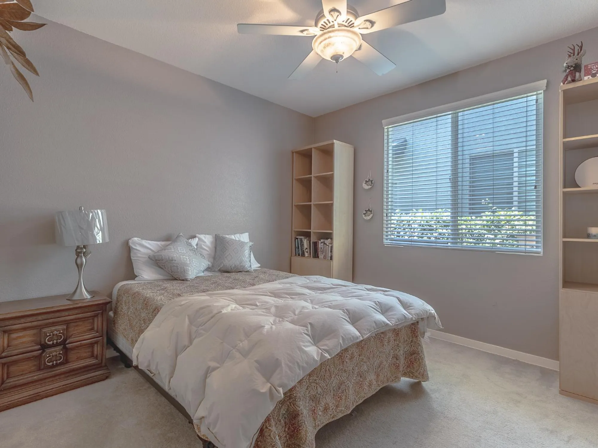 Property Slideshow image 12 of 18 | 1028 wagon wheel ln, Lincoln, CA, 95648