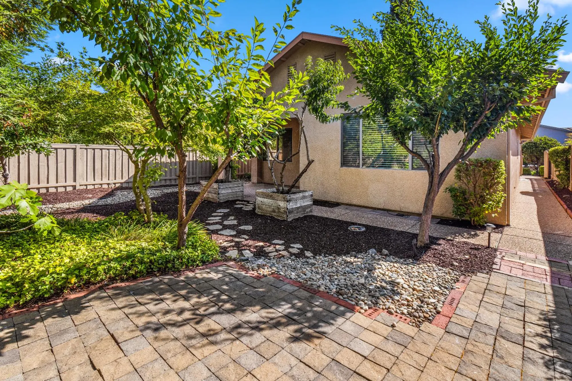 Property Slideshow image 10 of 32 | 485 snapdragon ln, Lincoln, CA, 95648