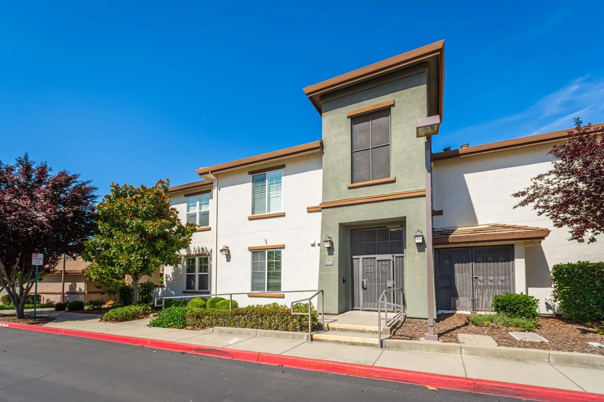 Property Slideshow image 21 of 33 | 1530 topanga ln 106, Lincoln, CA, 95648