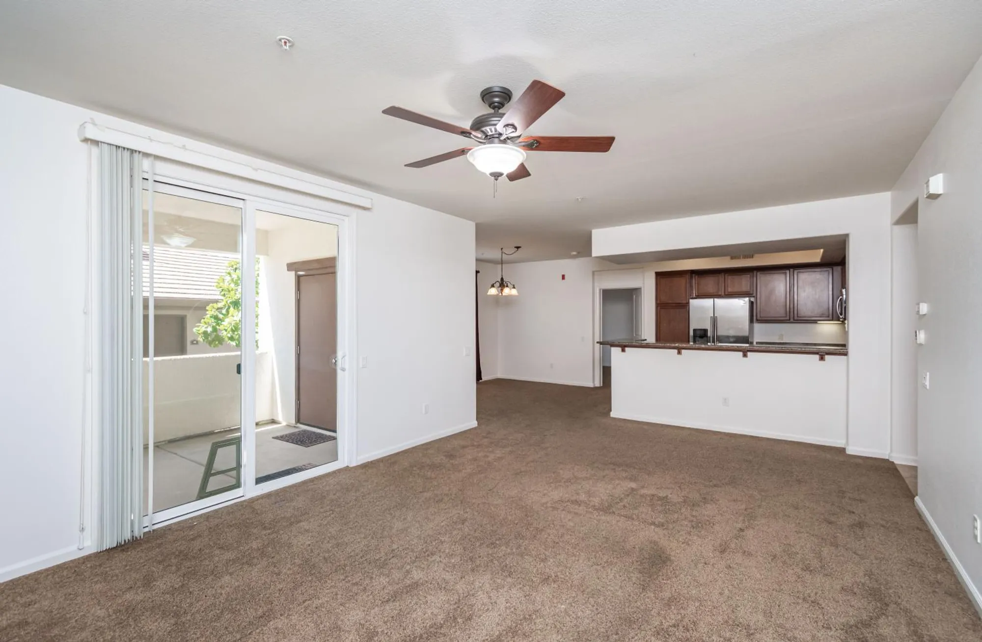 Property Slideshow image 5 of 33 | 1530 topanga ln 106, Lincoln, CA, 95648