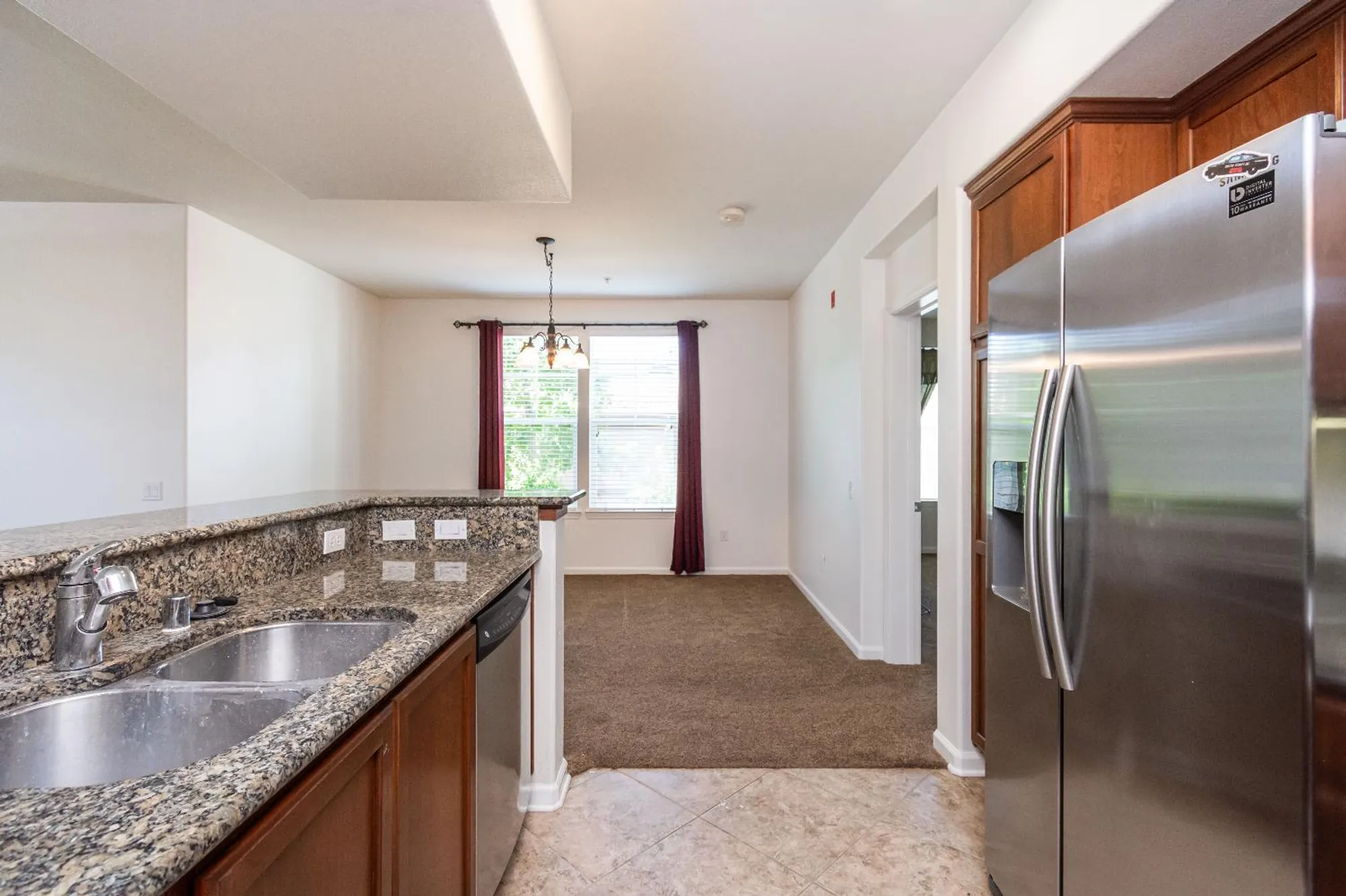 Property Slideshow image 3 of 33 | 1530 topanga ln 106, Lincoln, CA, 95648
