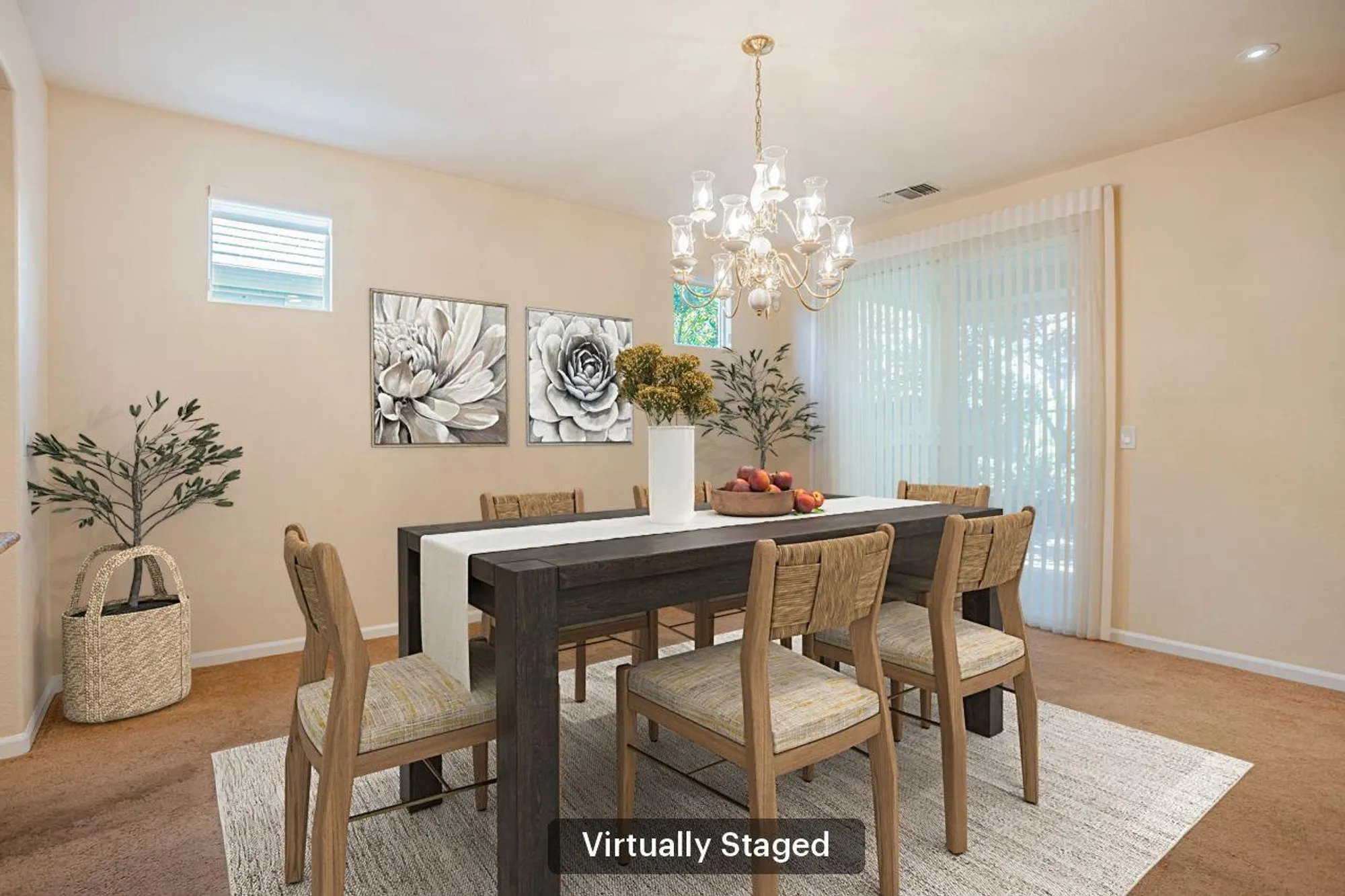 Property Slideshow image 4 of 37 | 7628 chatsworth cir, Elk Grove, CA, 95757