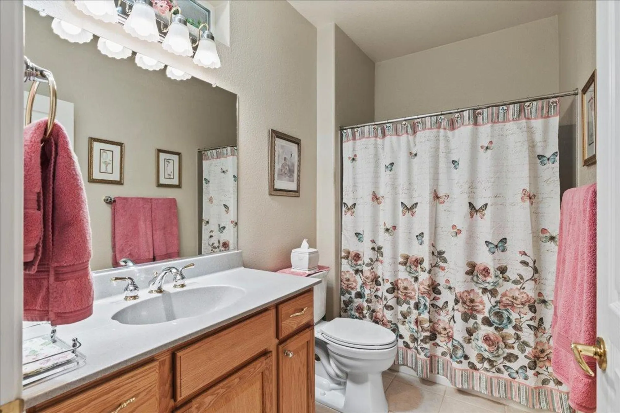 Property Slideshow image 38 of 49 | 2502 walden view ln, Lincoln, CA, 95648