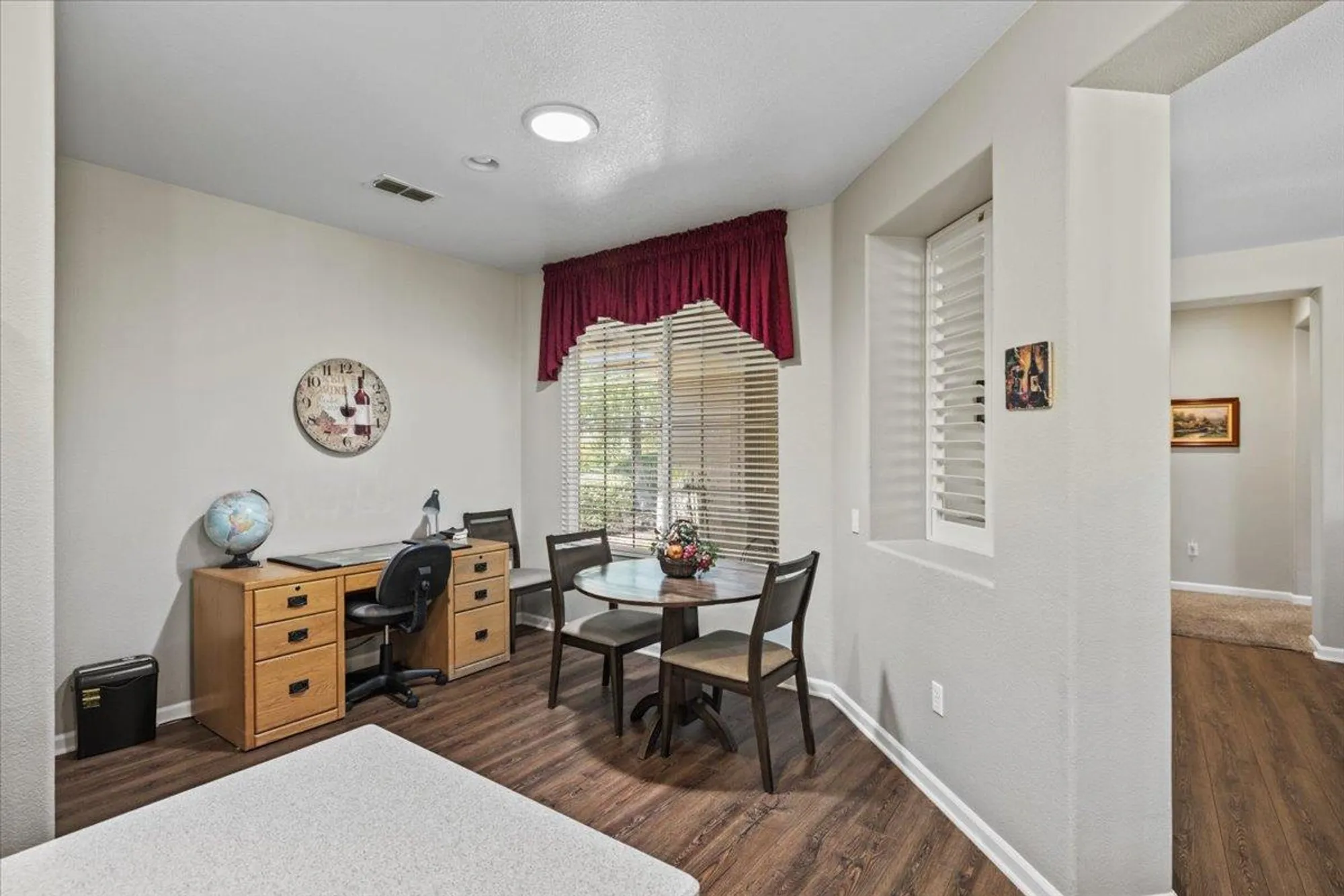 Property Slideshow image 26 of 49 | 2502 walden view ln, Lincoln, CA, 95648