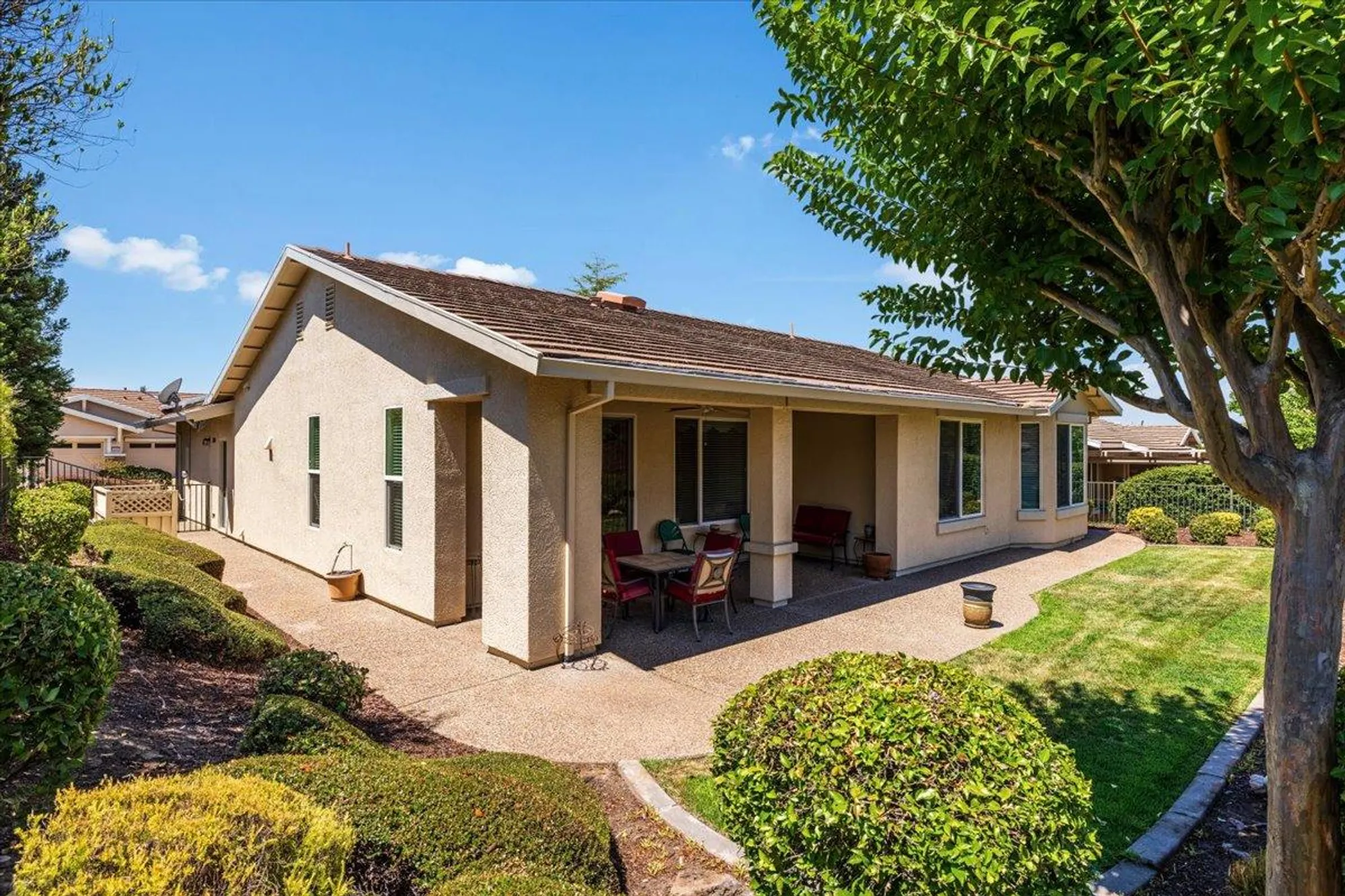Property Slideshow image 3 of 49 | 2502 walden view ln, Lincoln, CA, 95648