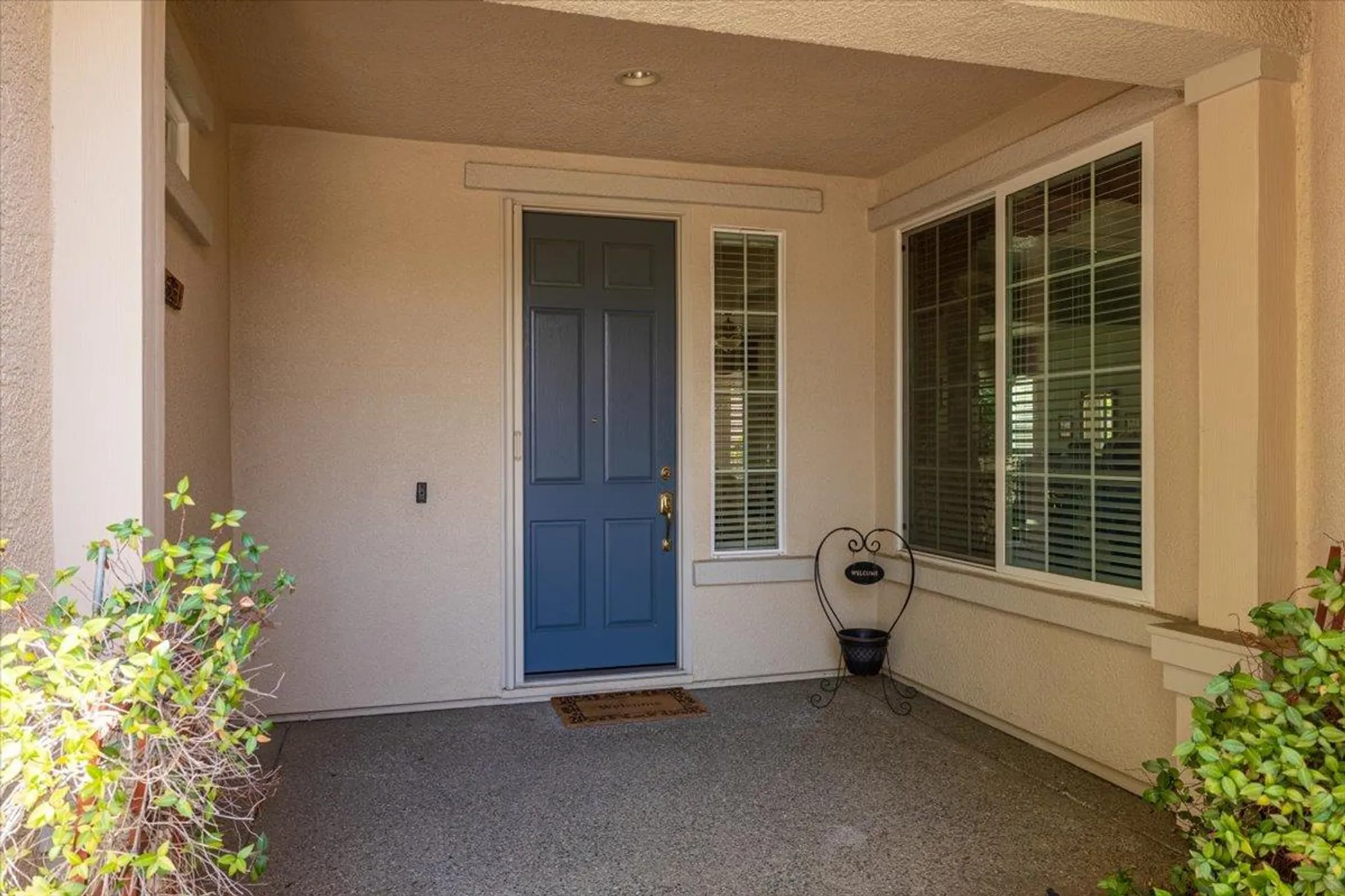 Property Slideshow image 6 of 49 | 2502 walden view ln, Lincoln, CA, 95648