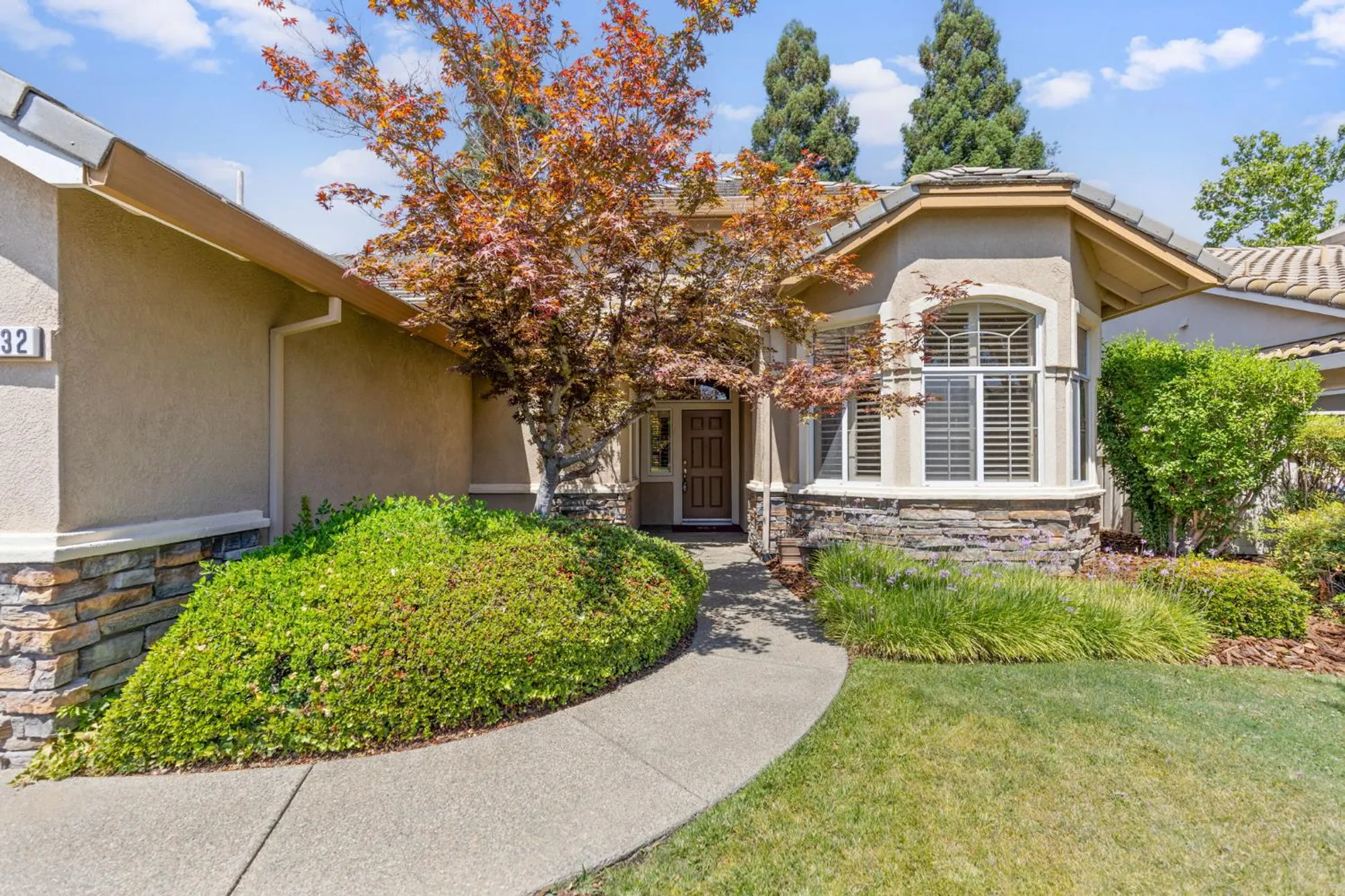 Property Slideshow image 3 of 40 | 4032 enchanted cir, Roseville, CA, 95747