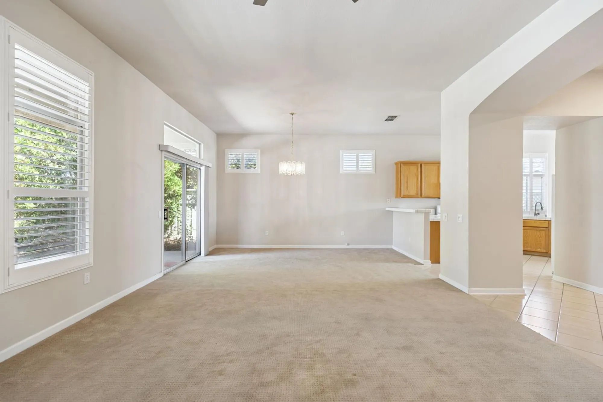 Property Slideshow image 15 of 40 | 4032 enchanted cir, Roseville, CA, 95747