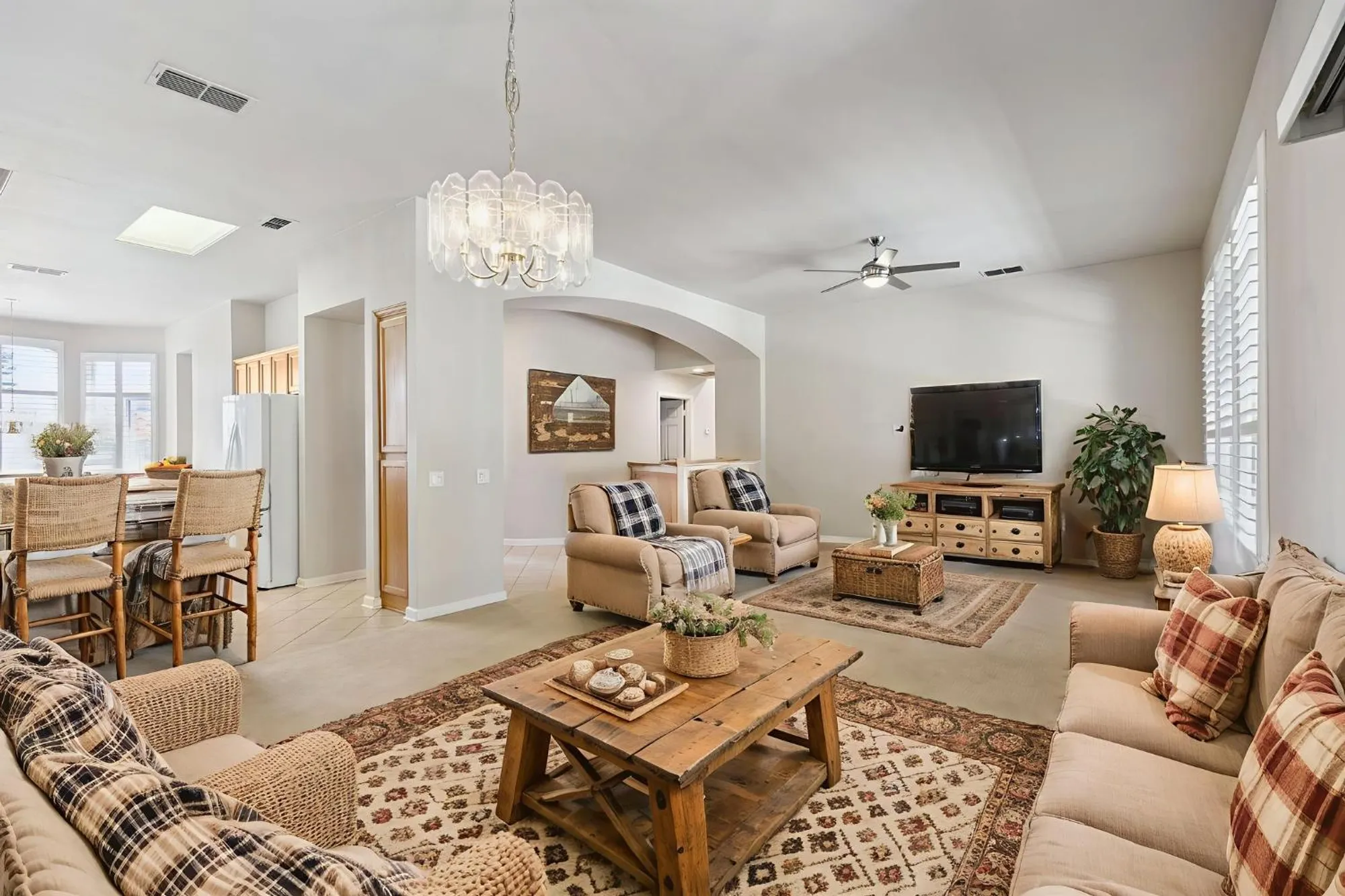 Property Slideshow image 13 of 40 | 4032 enchanted cir, Roseville, CA, 95747