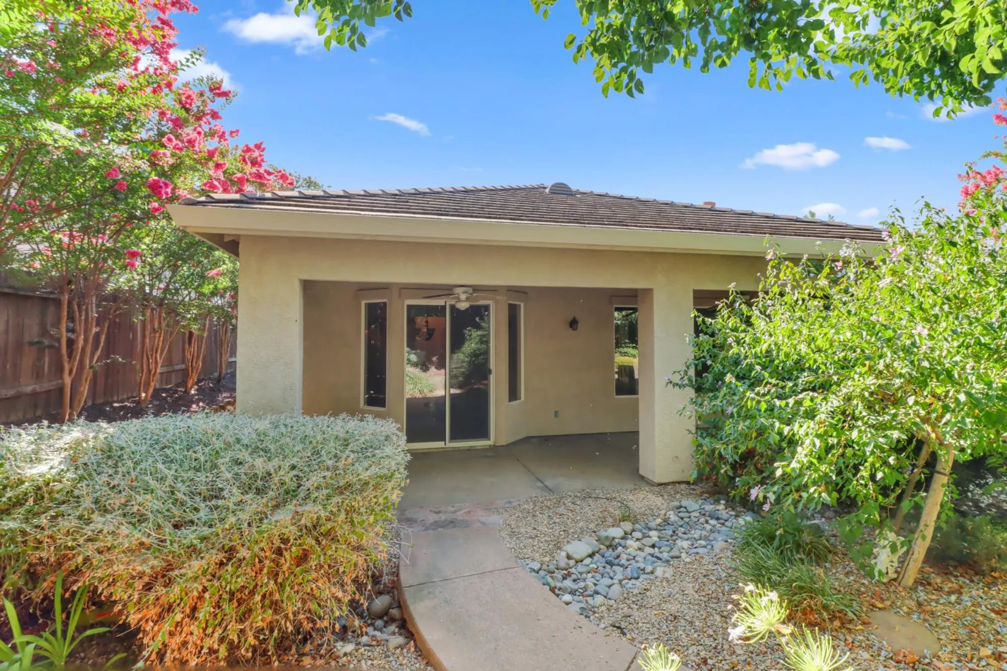 Property Slideshow image 23 of 25 | 3501 saberton ct, Rocklin, CA, 95765