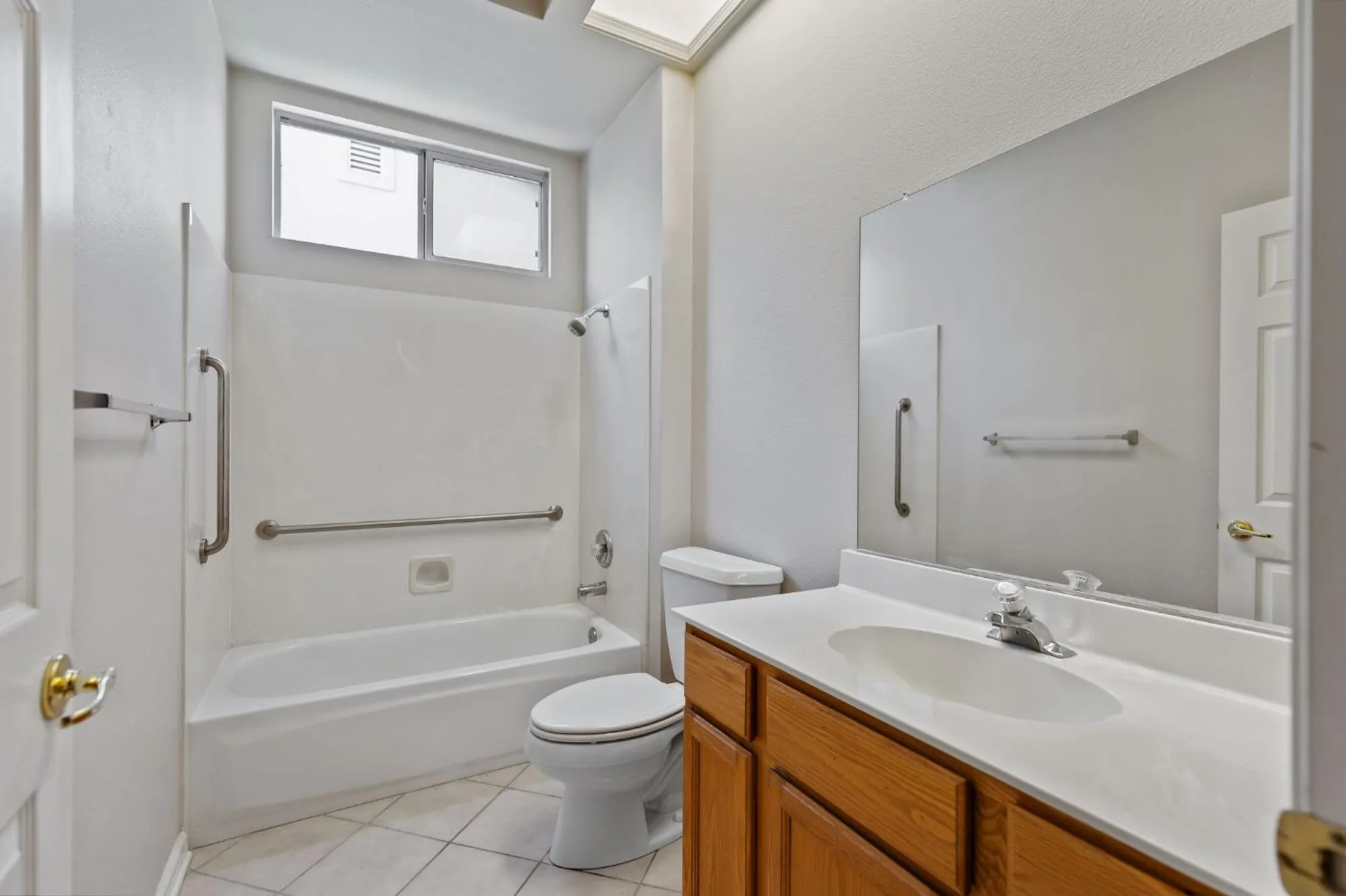 Property Slideshow image 18 of 40 | 4032 enchanted cir, Roseville, CA, 95747